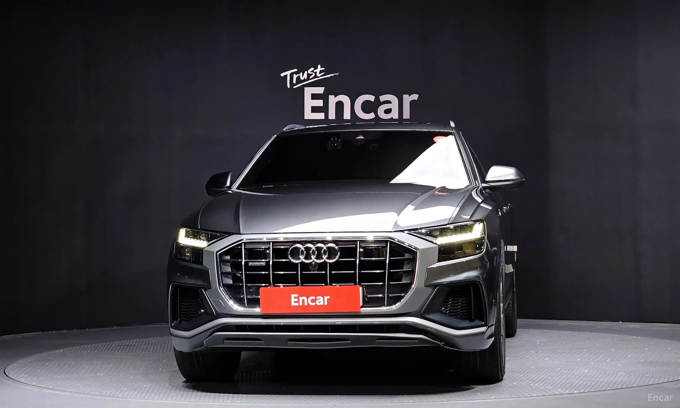 Audi Q8 (4M)