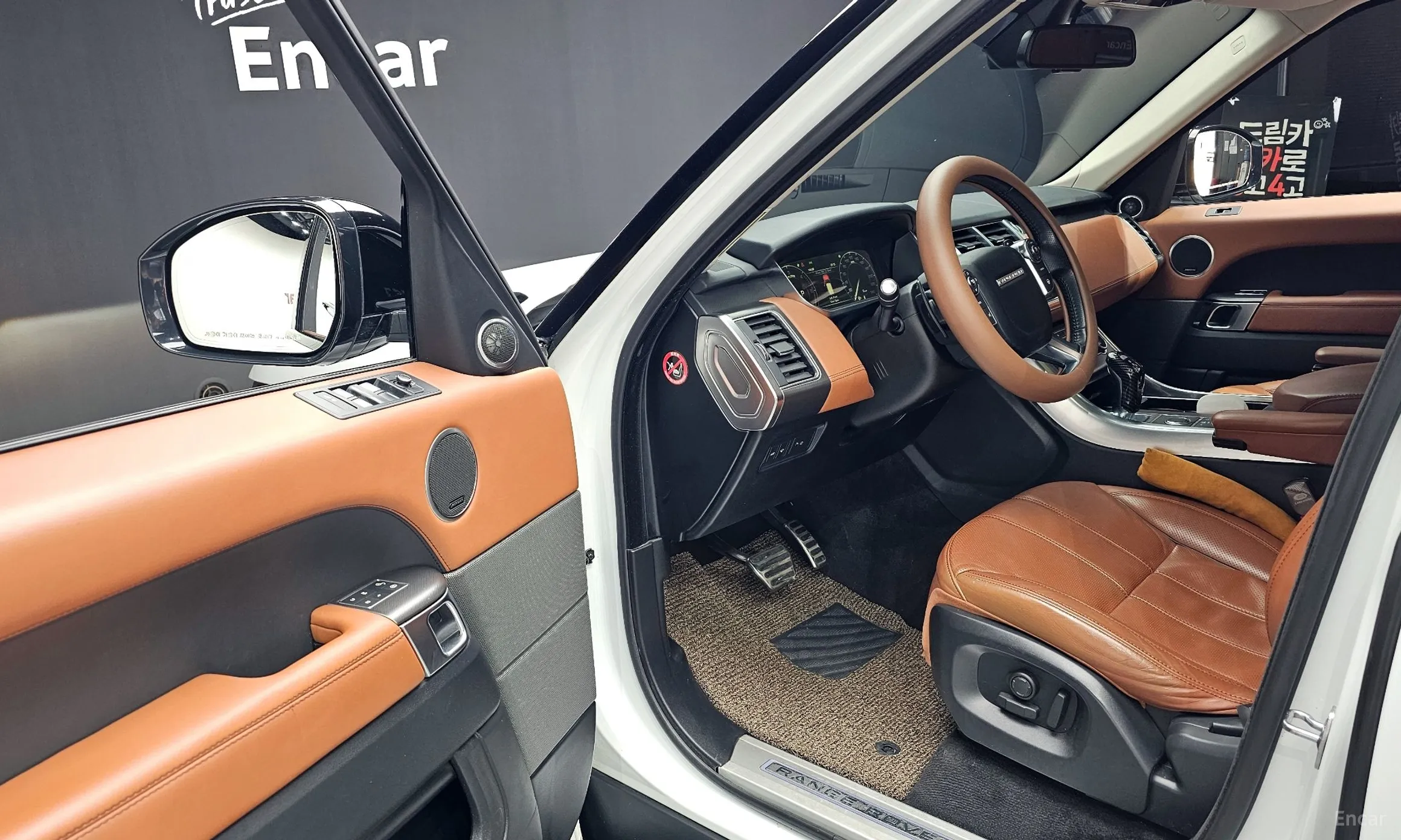 Land Rover Range Rover Sport 2nd Generation превью 12