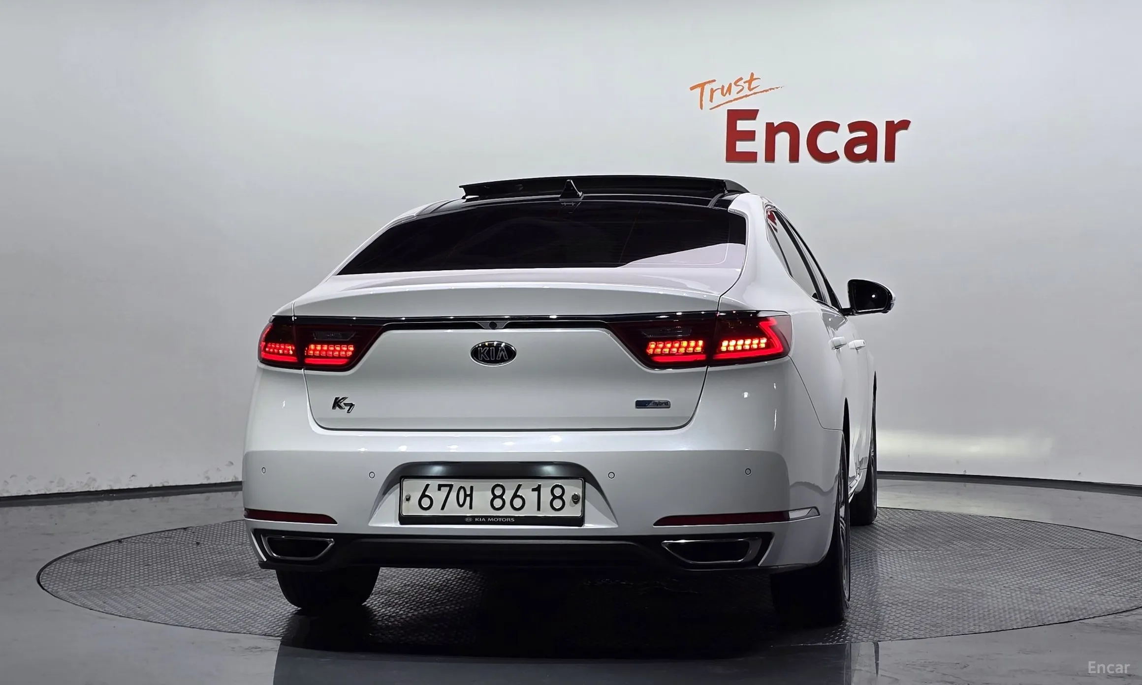 Kia K7 Hybrid превью 3