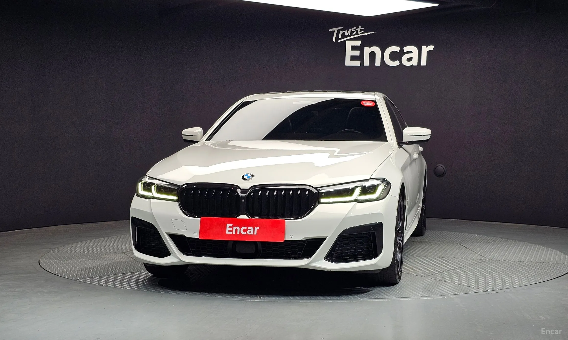 BMW 5 Series (G30)