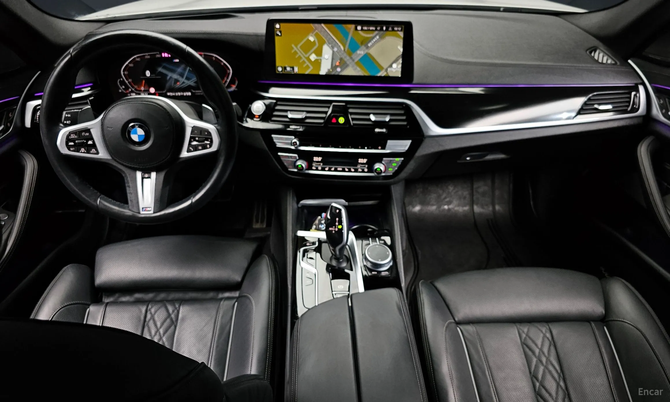 BMW 5 Series (G30) превью 4