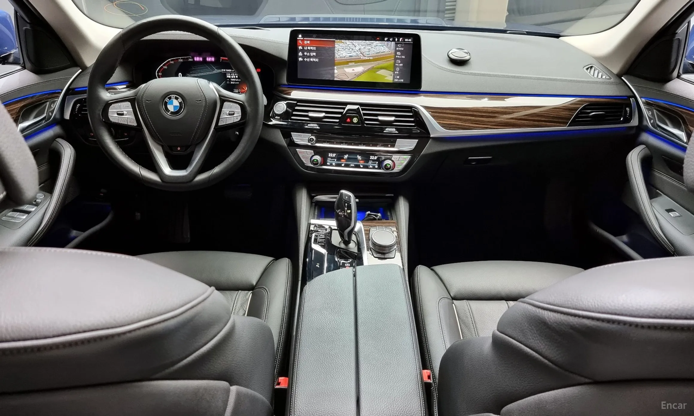 BMW 5 Series (G30) превью 4