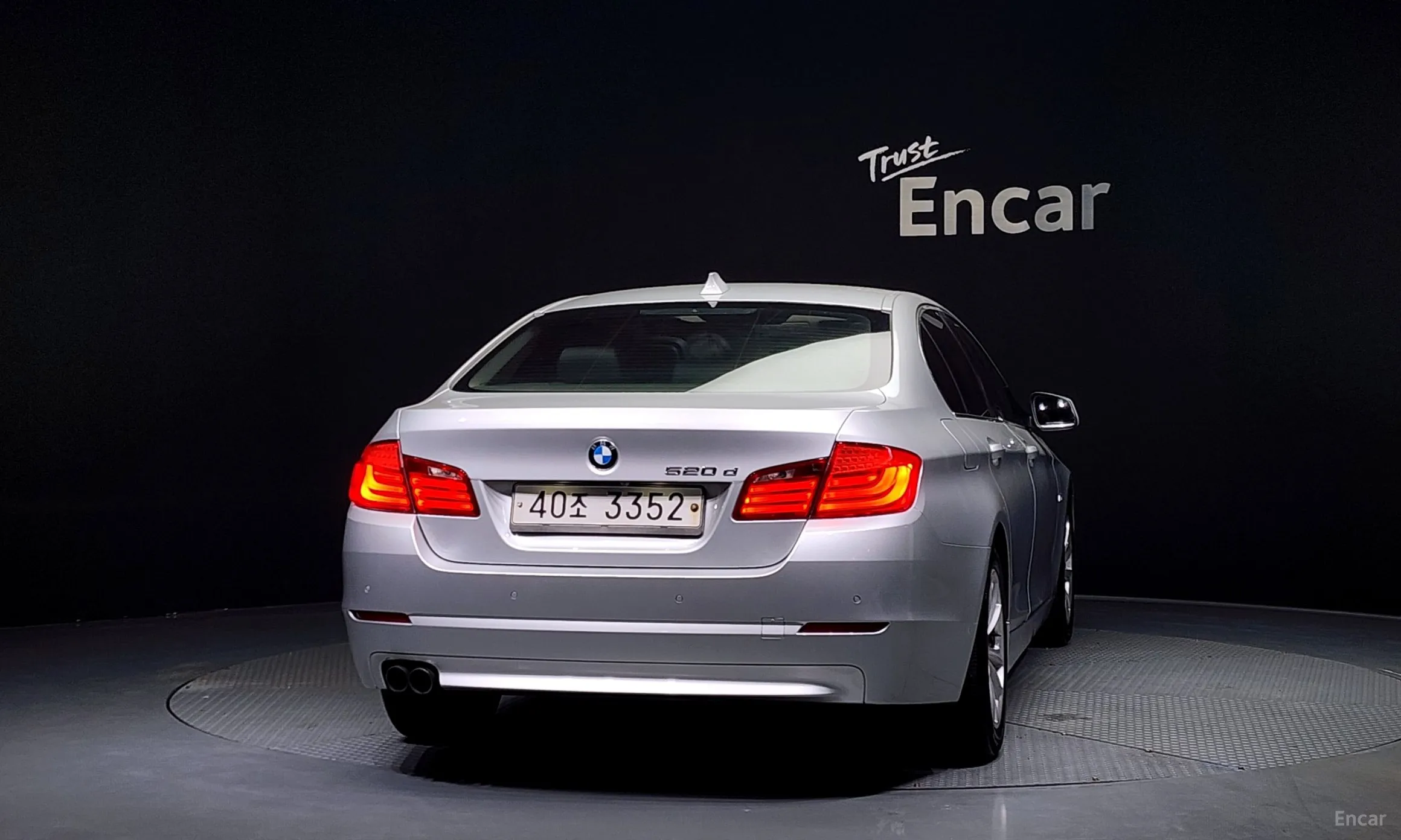 BMW 5 Series (F10) превью 3