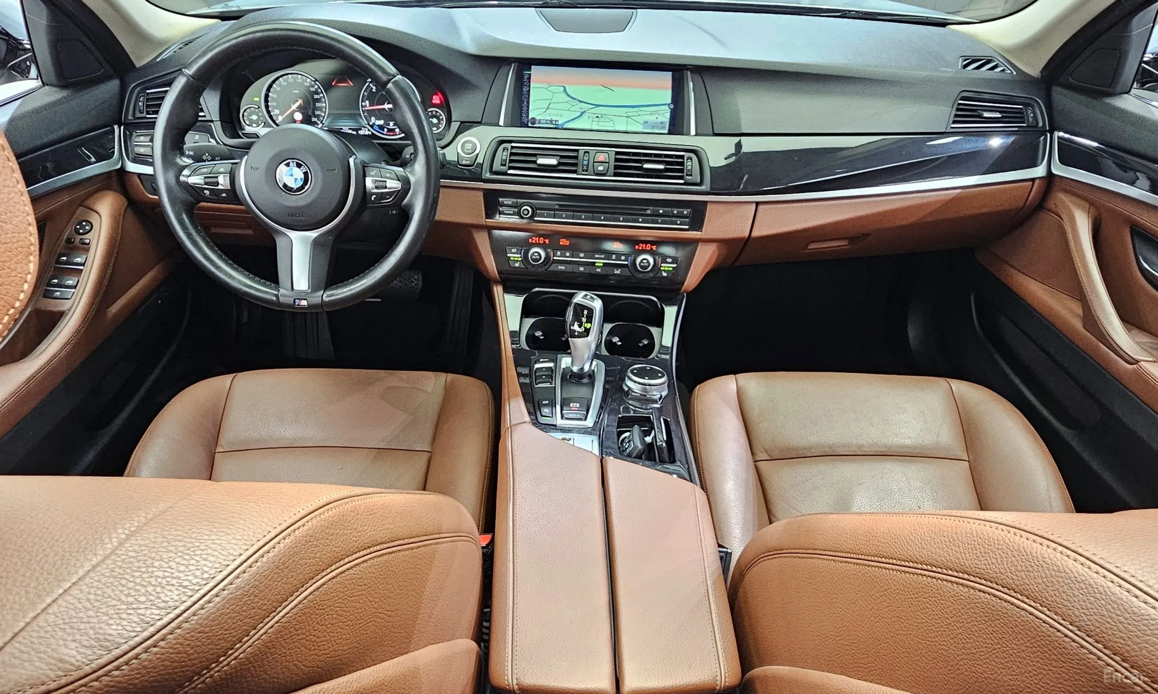 BMW 5 Series (F10) превью 4