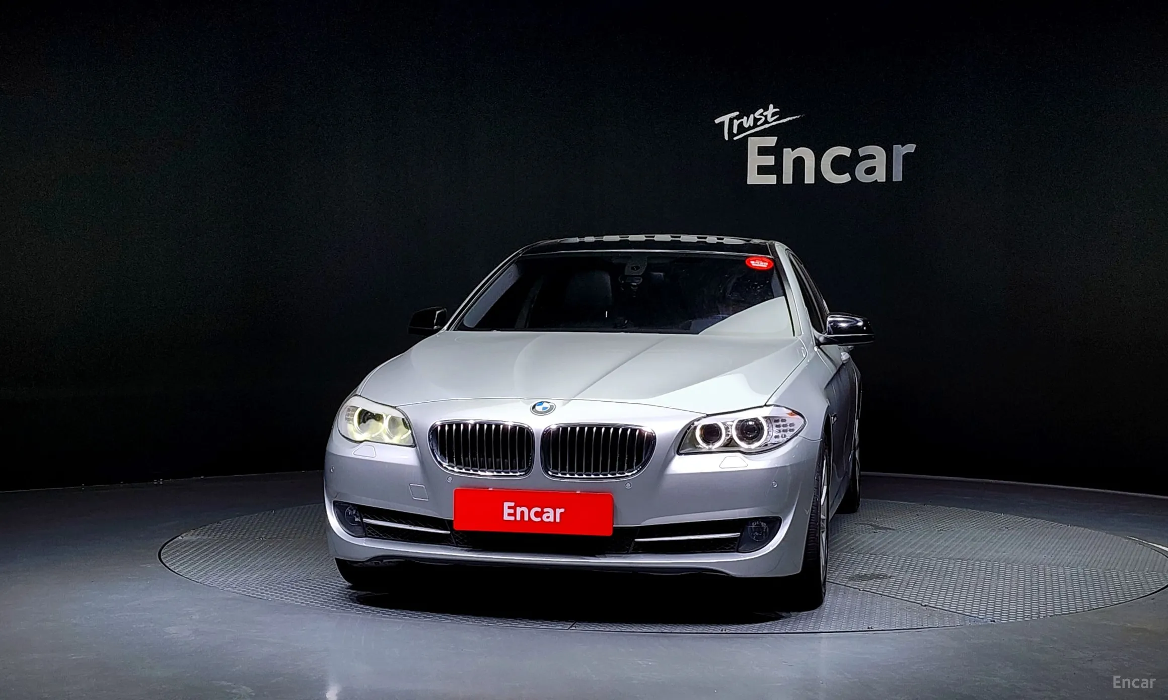 BMW 5 Series (F10) превью 2