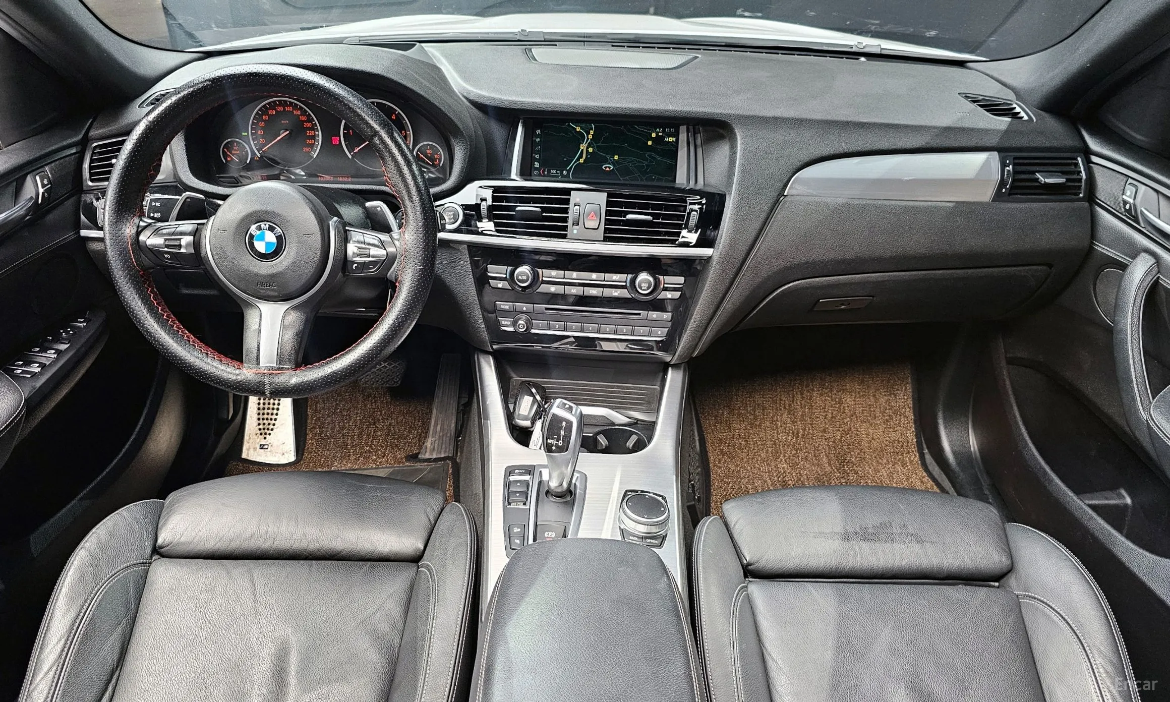 BMW X4 (F26) превью 4
