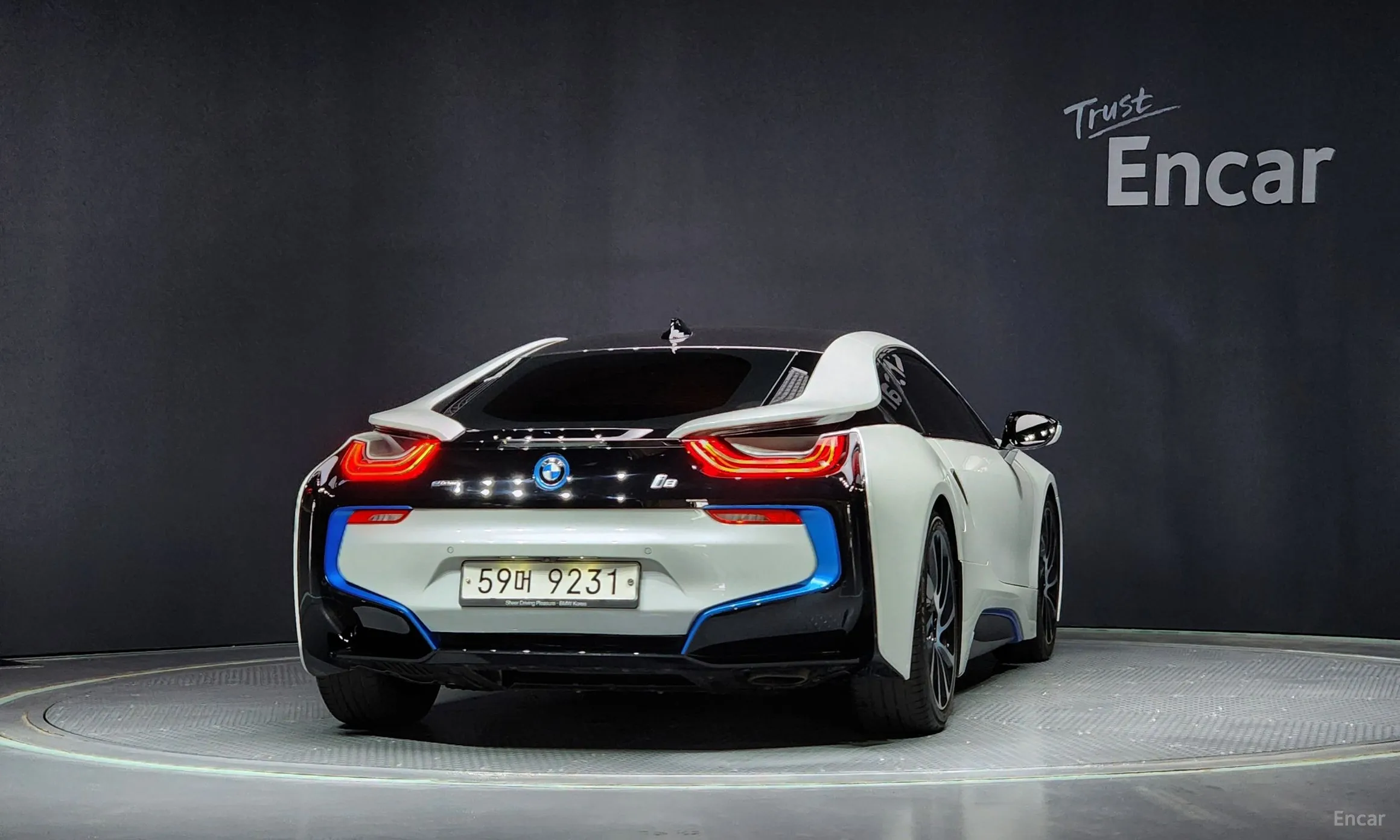 BMW i8 превью 3