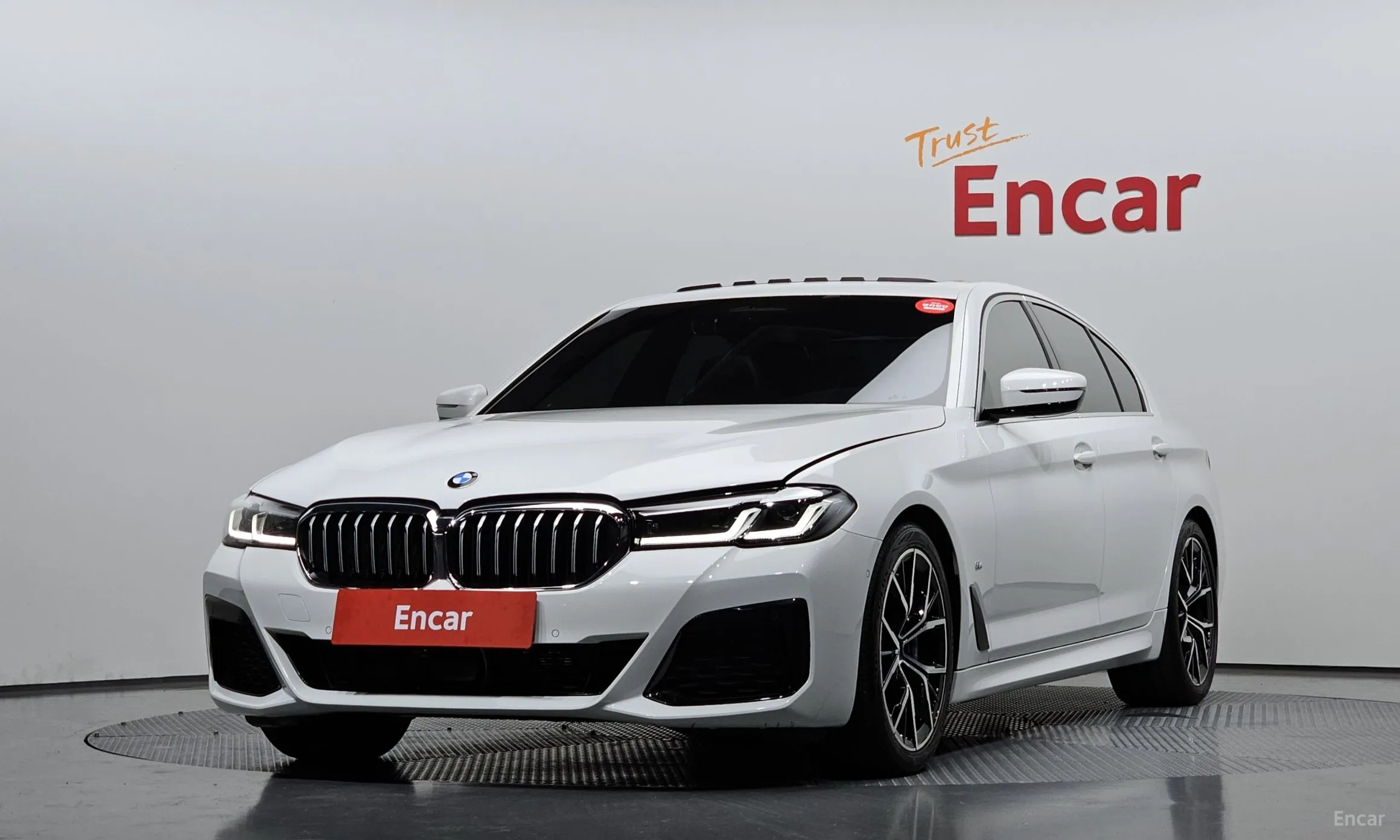 BMW 5 Series (G30)
