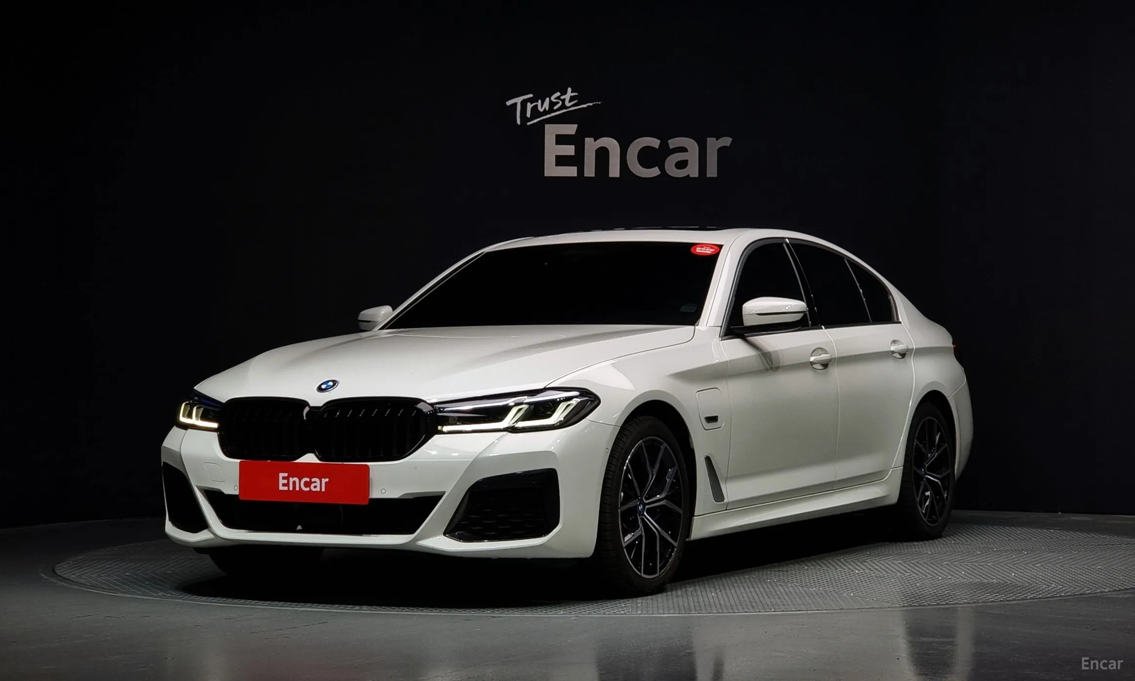 BMW 5 Series (G30)