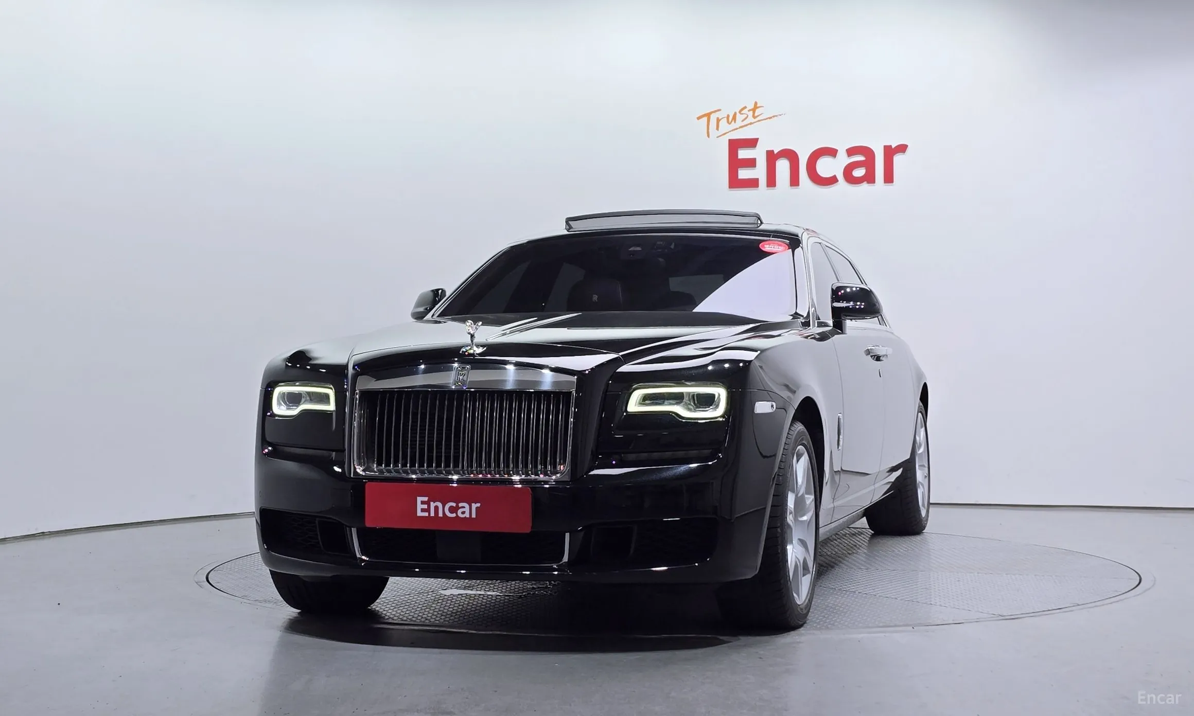 Rolls-Royce Ghost превью 3