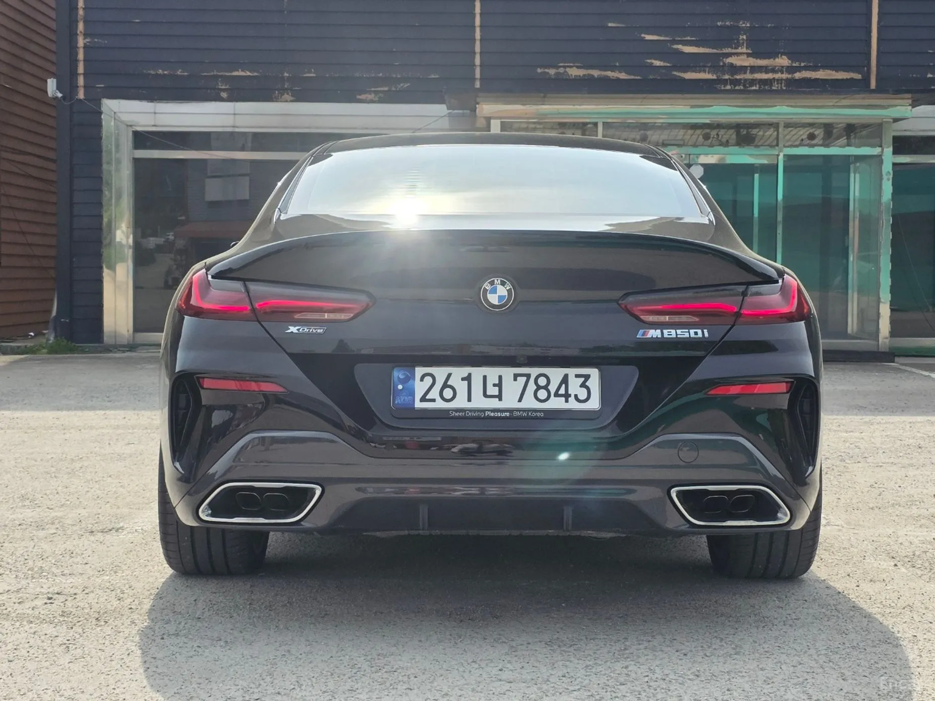 BMW 8-series (G15) превью 3