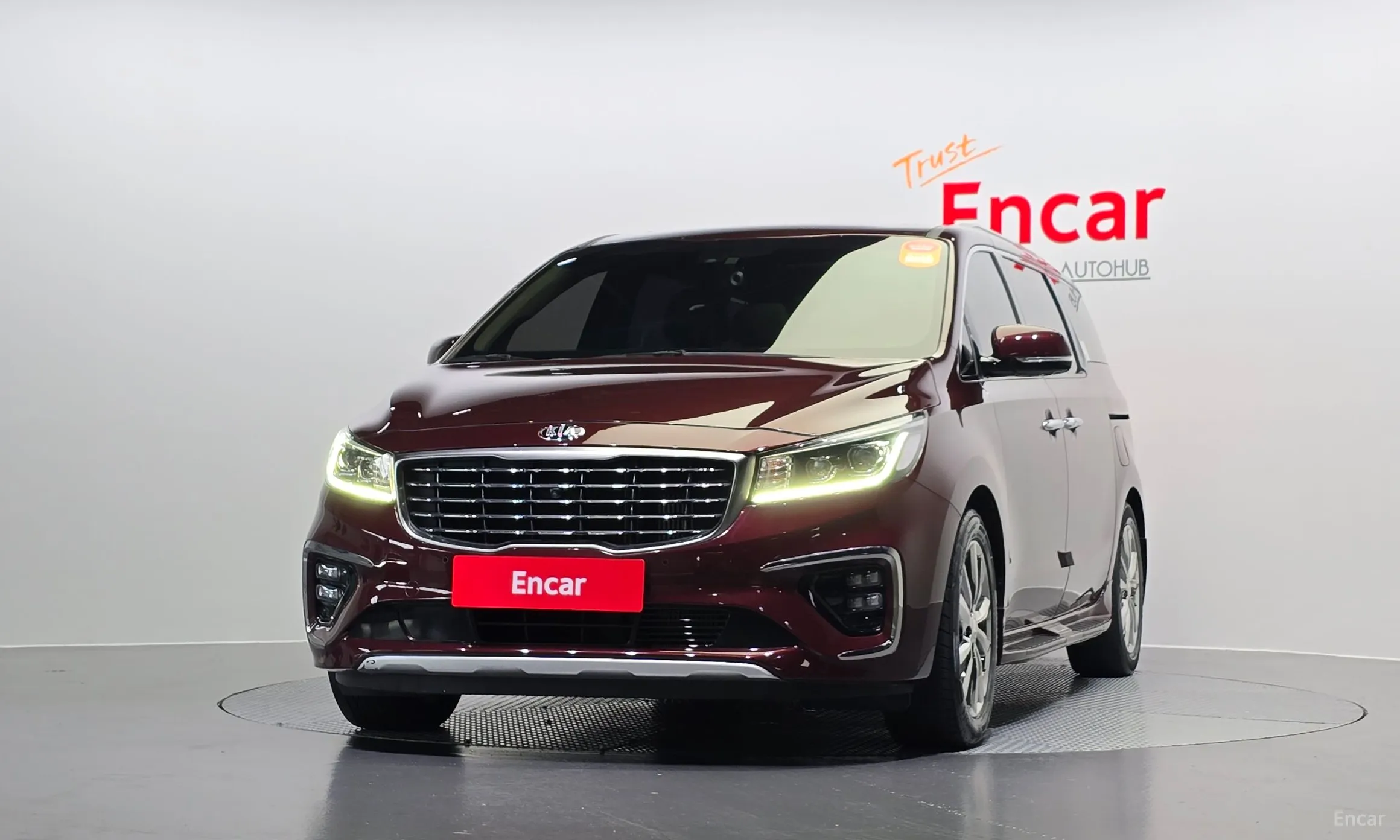 Kia Carnival превью 2