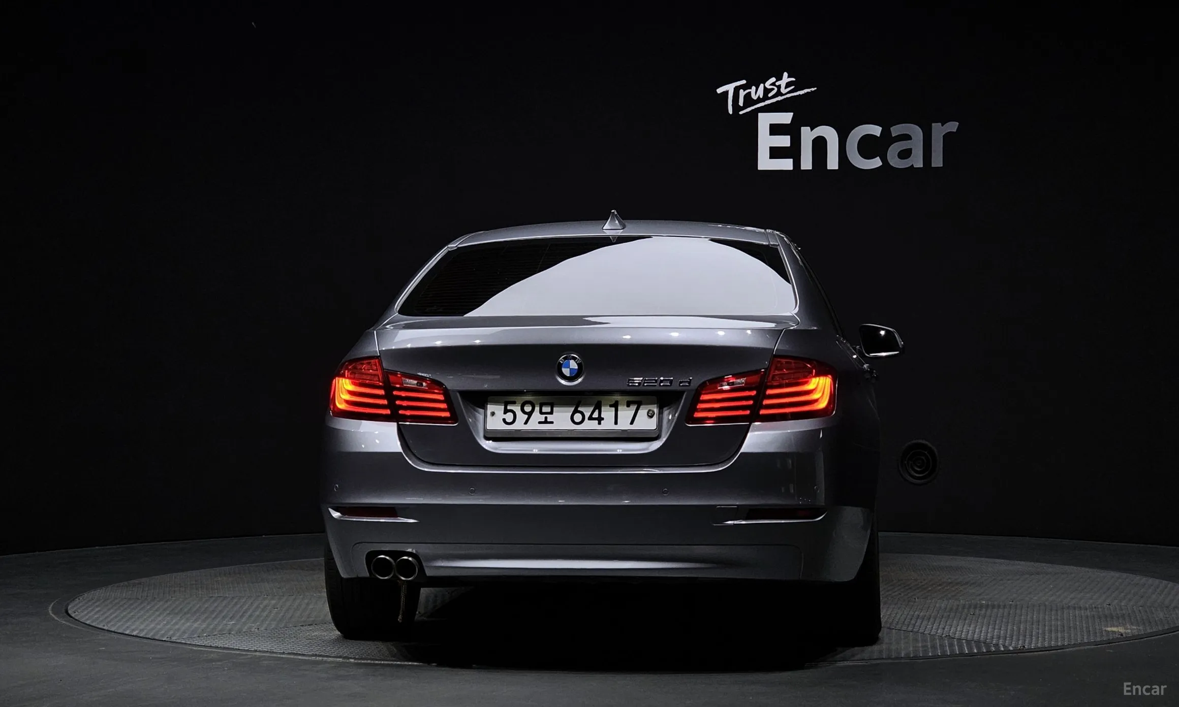 BMW 5 Series (F10) превью 3