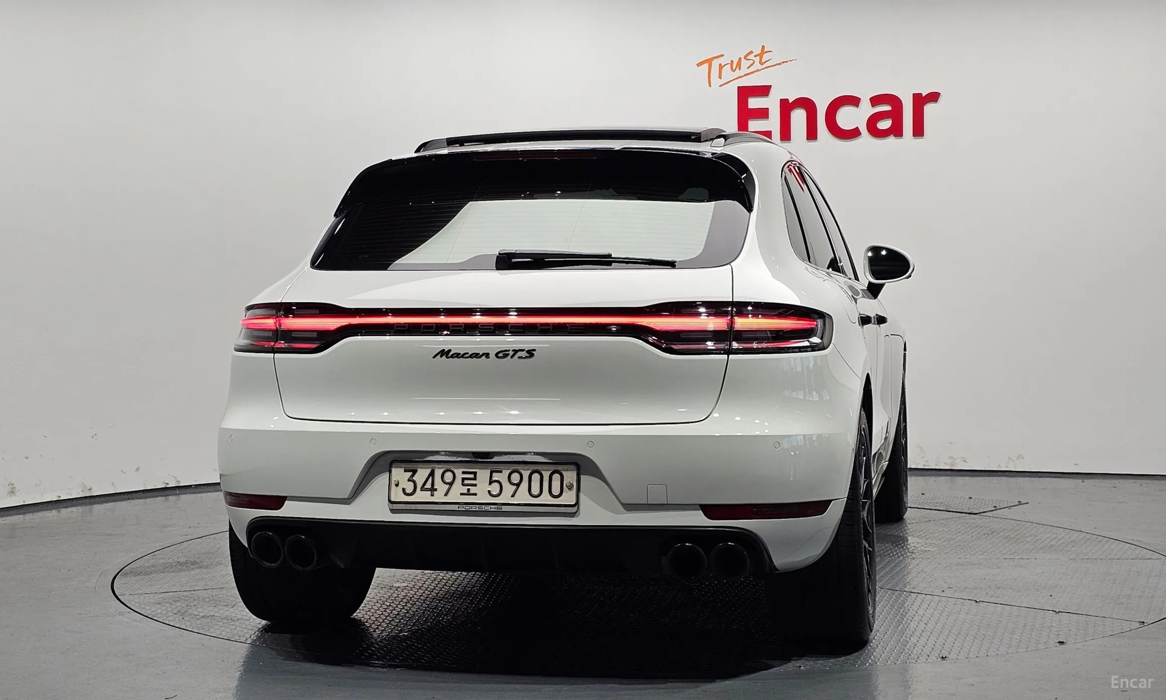 Porsche Macan превью 3