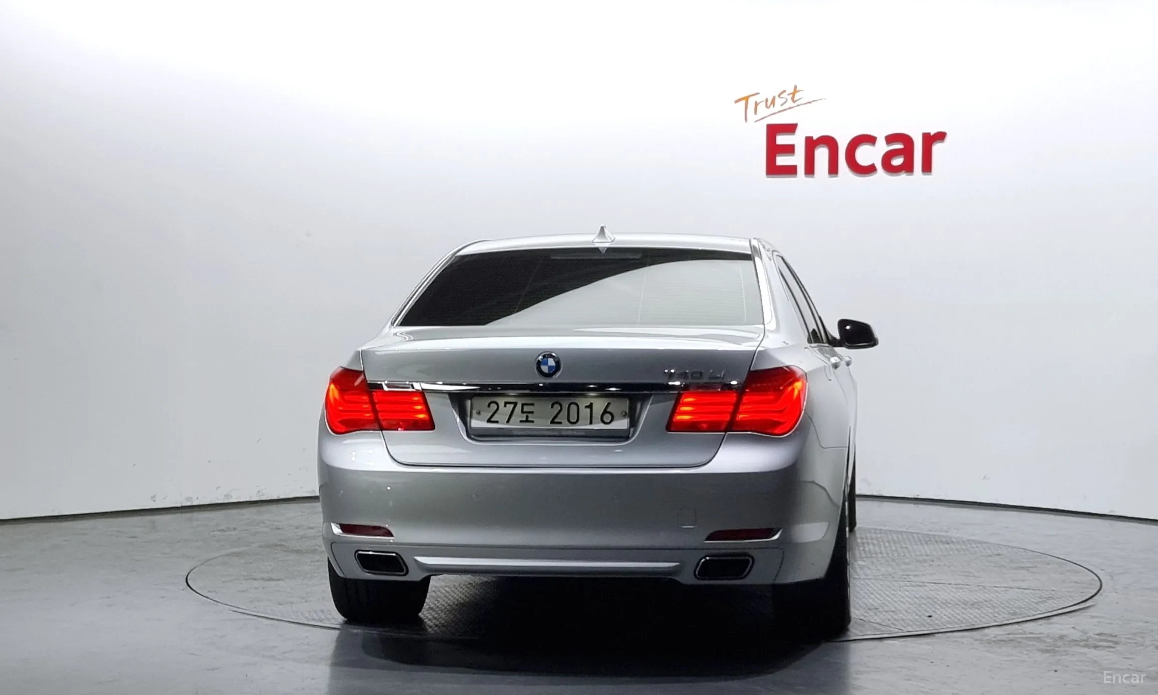 BMW 7 Series (F01) превью 3