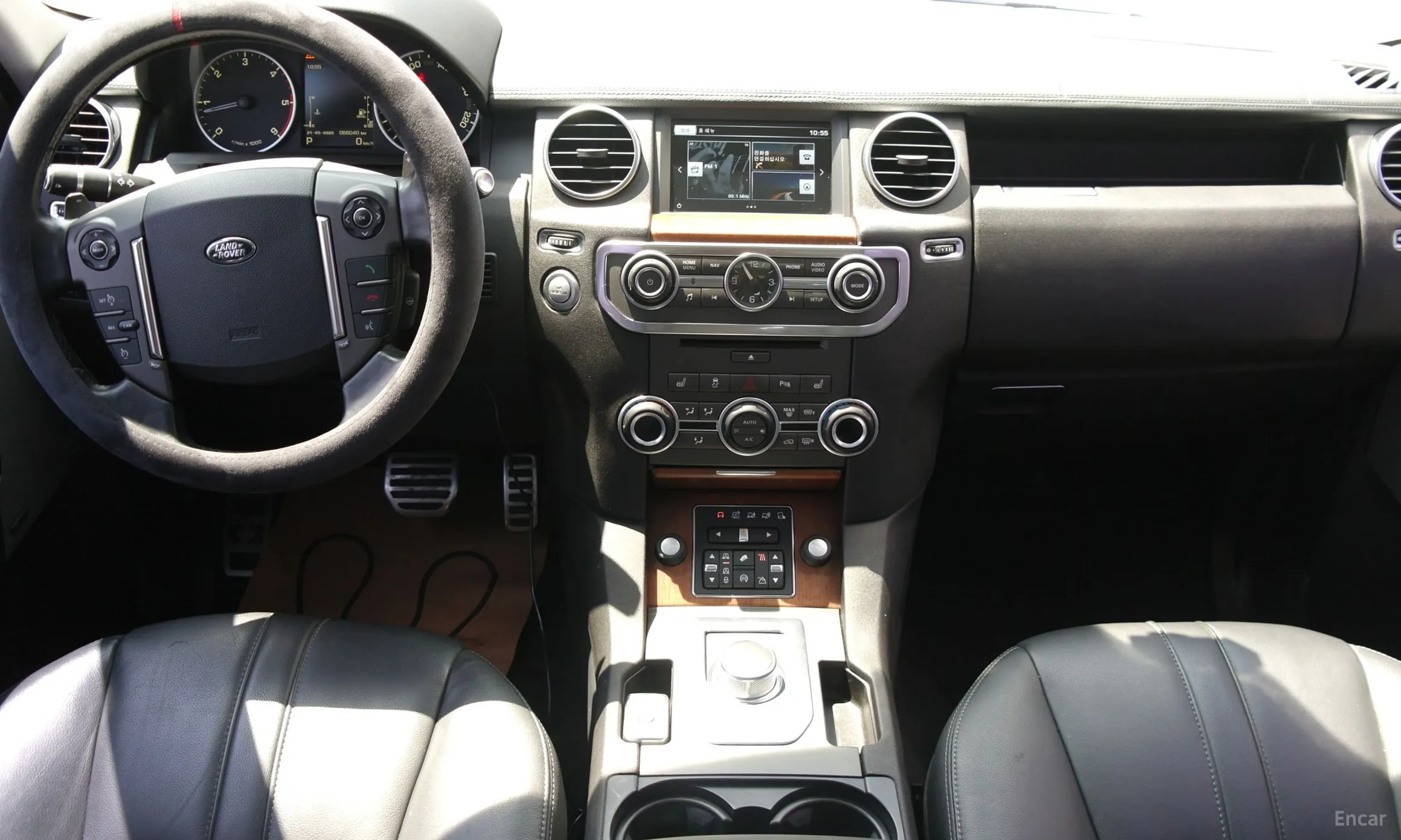 Land Rover Discovery 4 превью 4