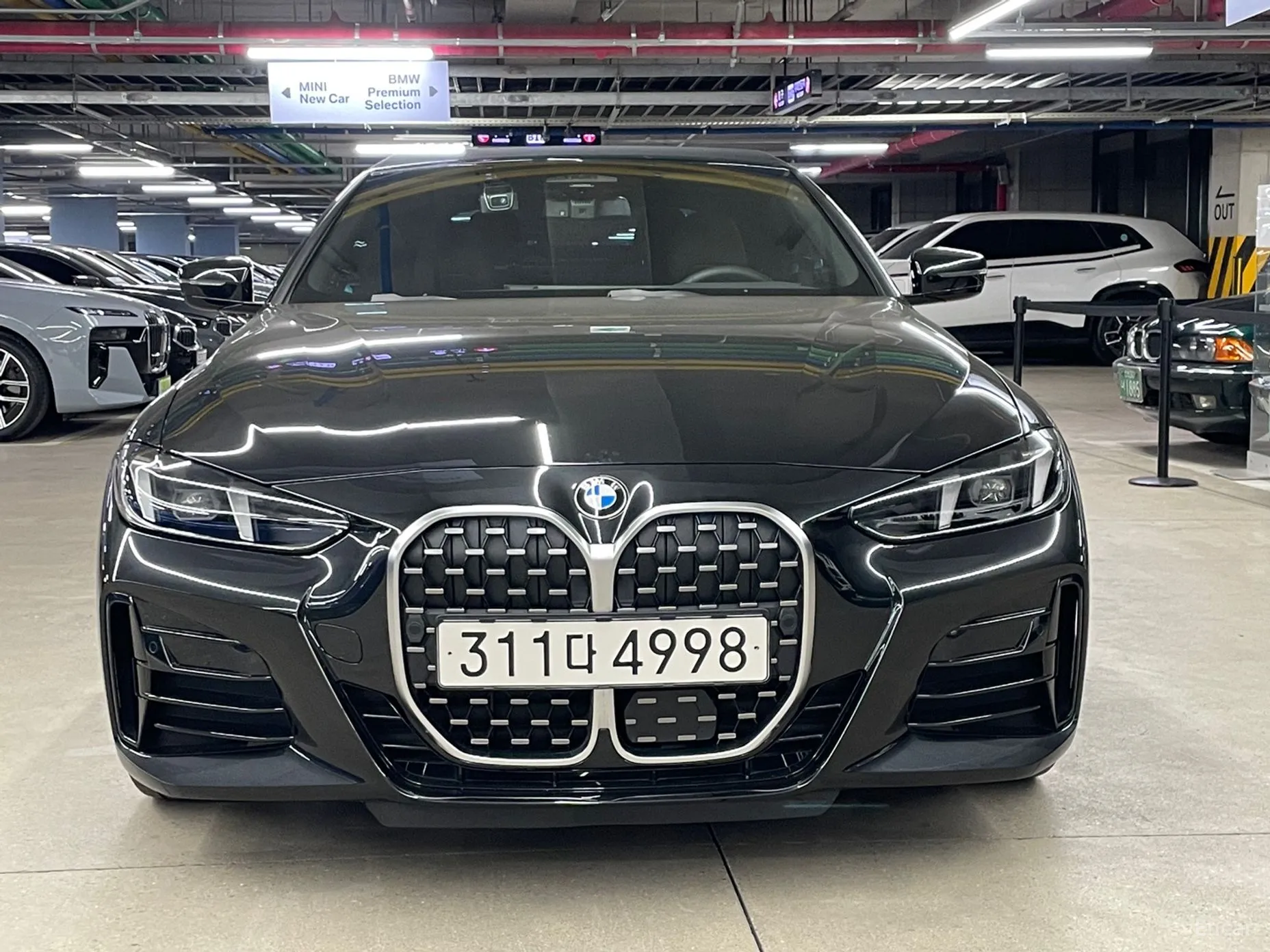 BMW Series 4 (G22) превью 2