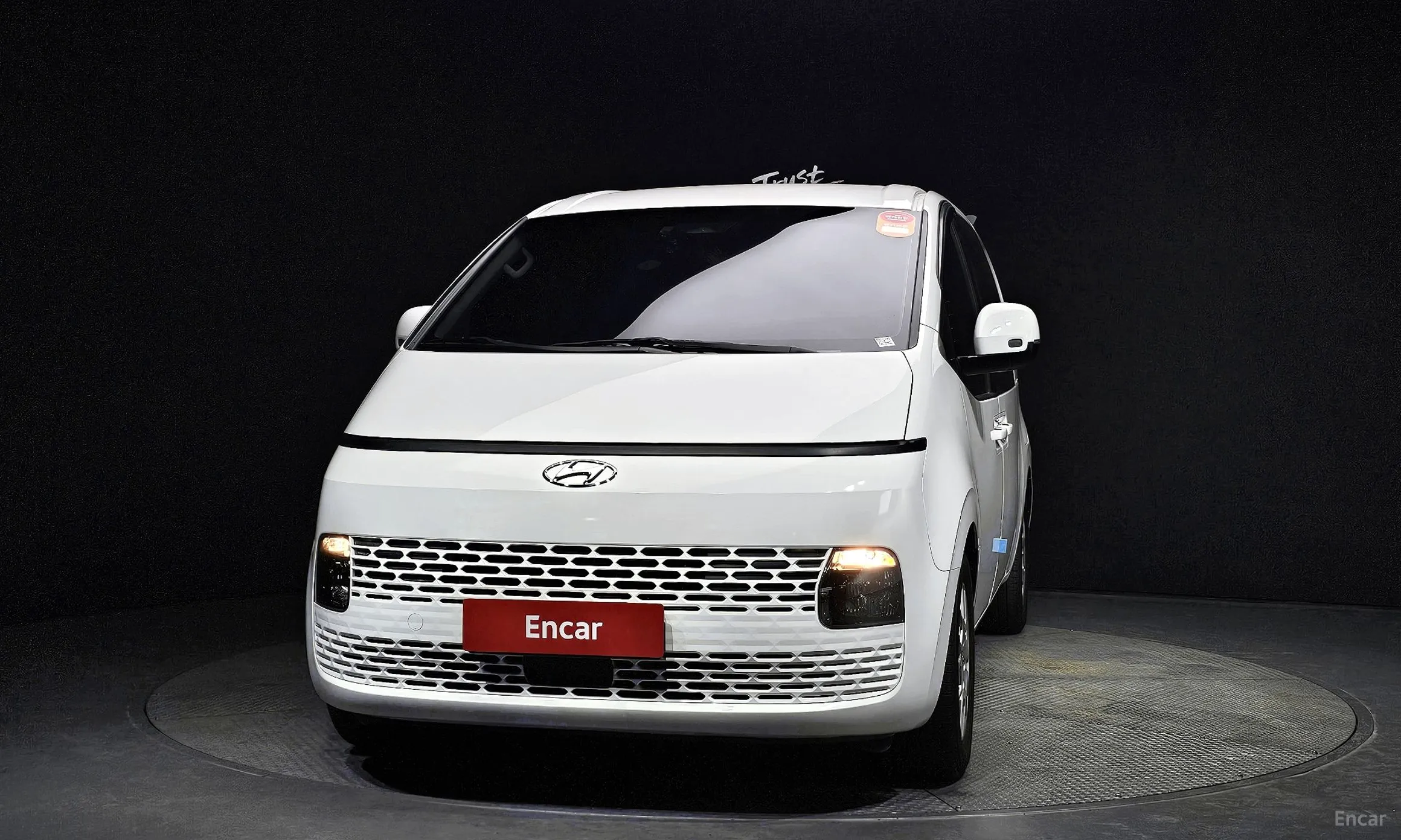 Hyundai Staria превью 2