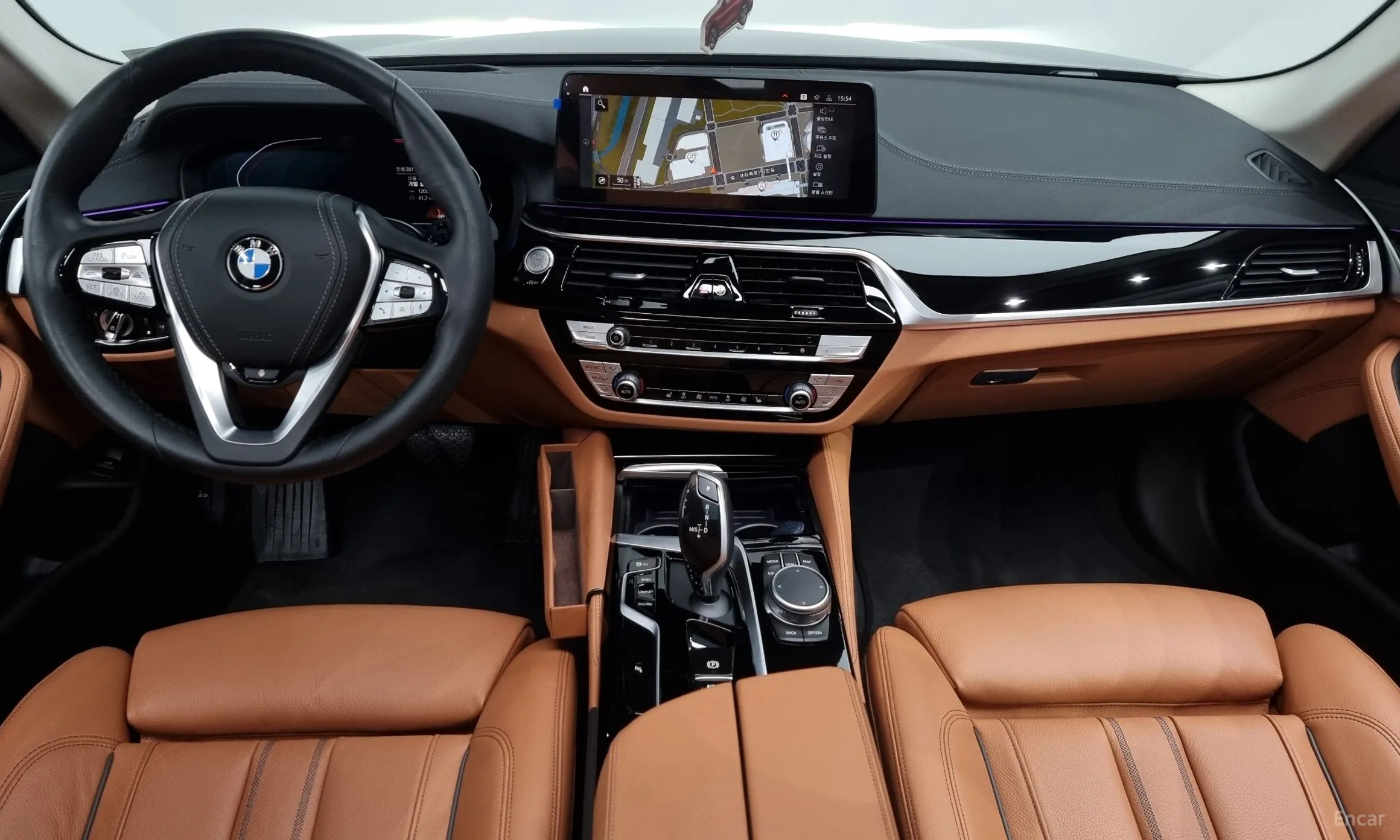 BMW 5 Series (G30) превью 4