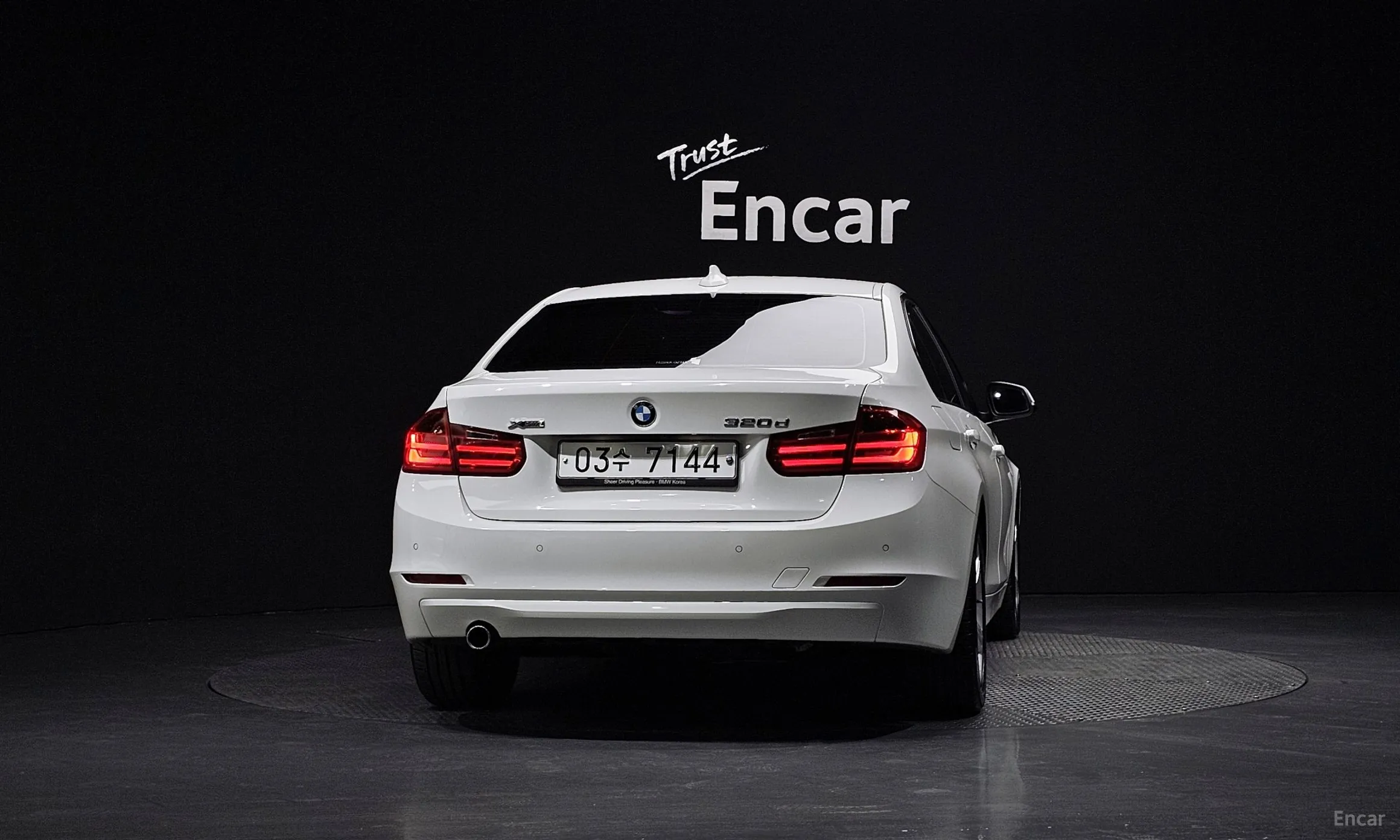 BMW 3 Series (F30) превью 3