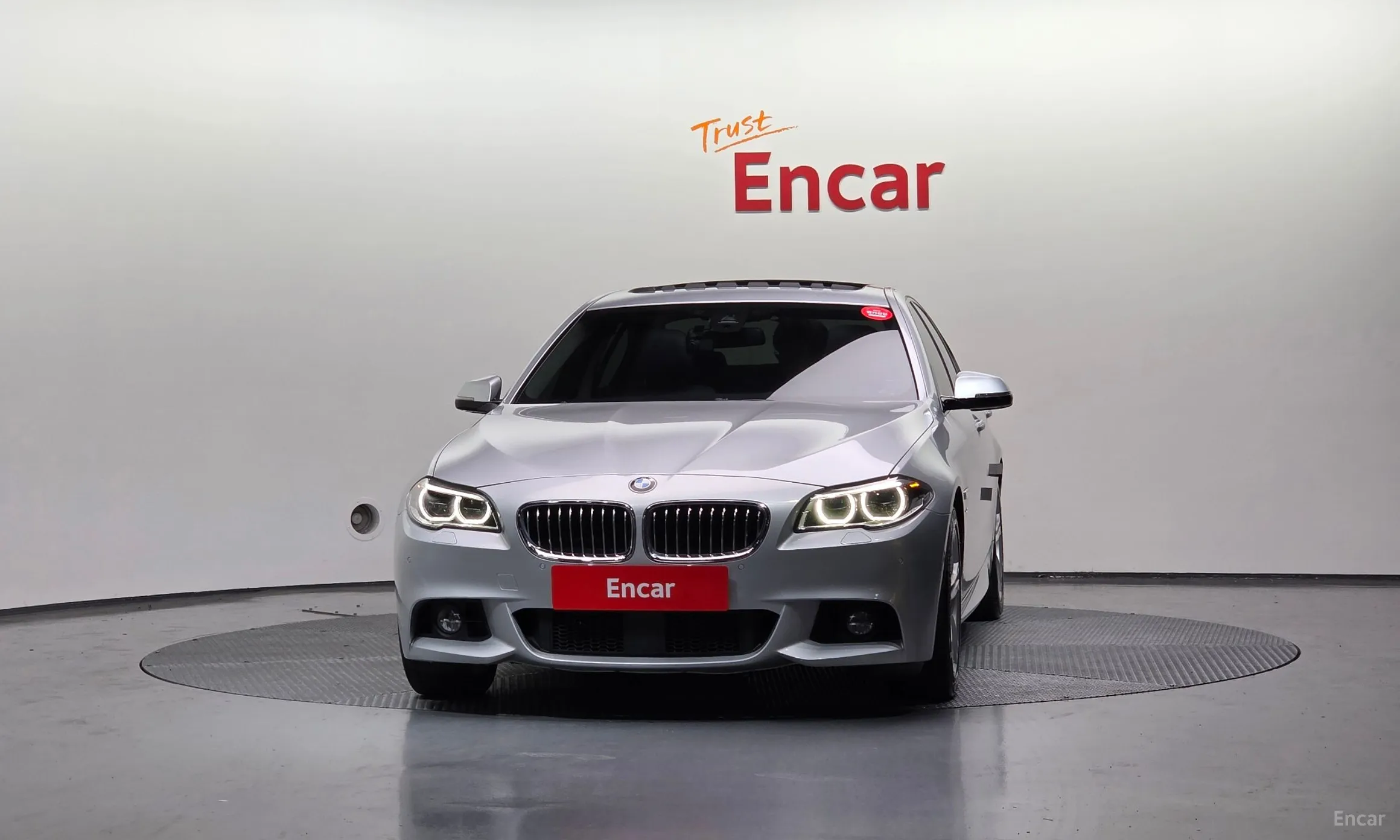 BMW 5 Series (F10) превью 2