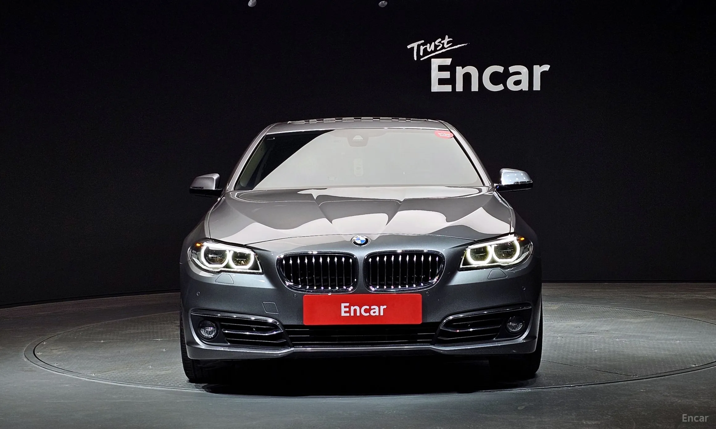 BMW 5 Series (F10) превью 2