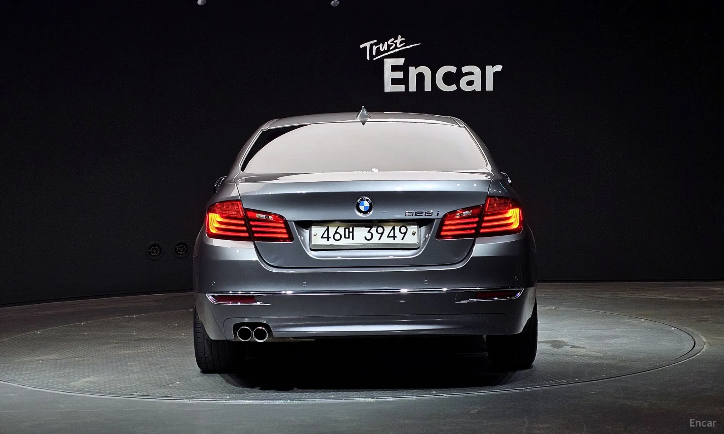BMW 5 Series (F10) превью 3