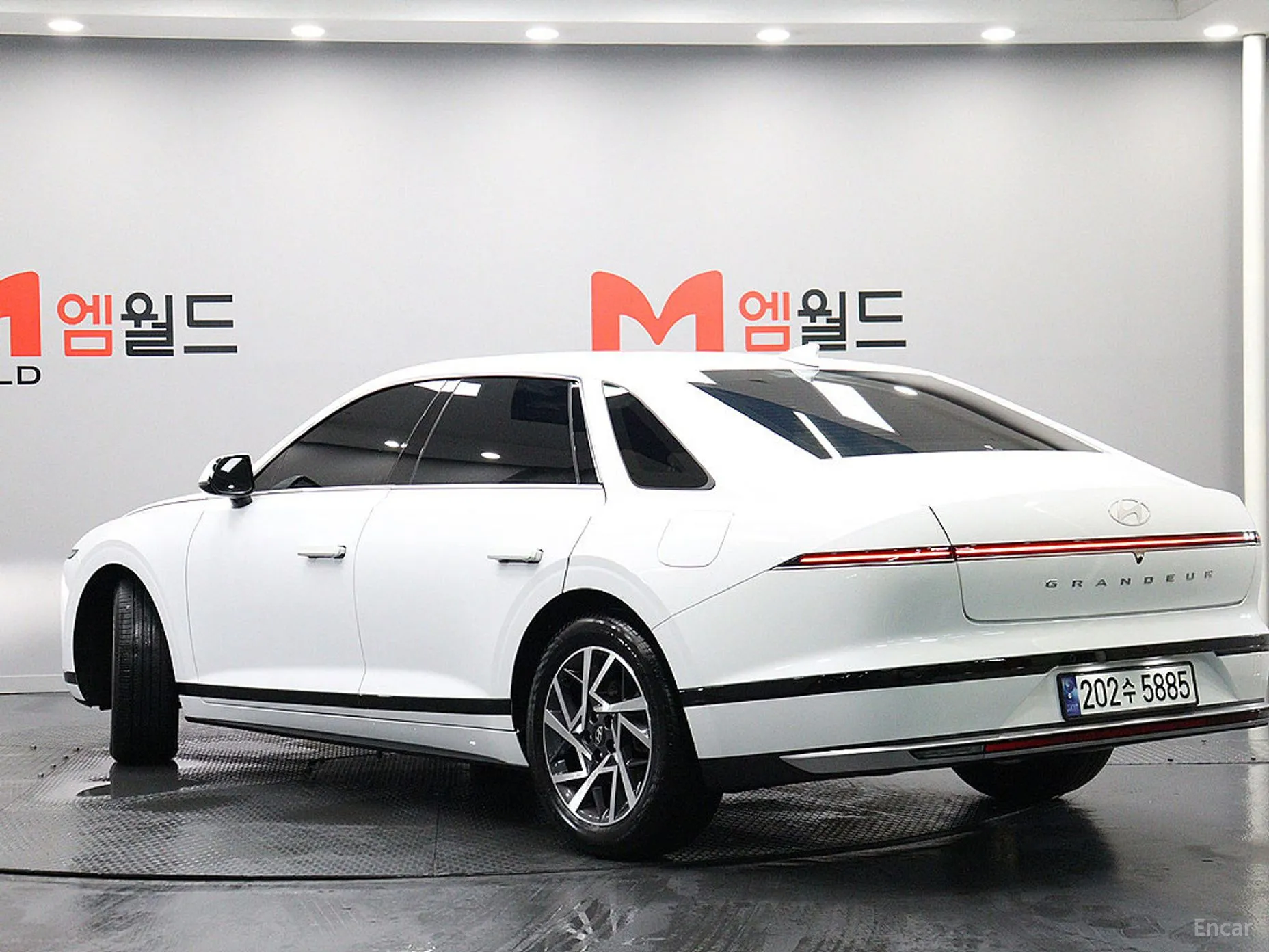 Hyundai Grandeur (GN7) превью 3