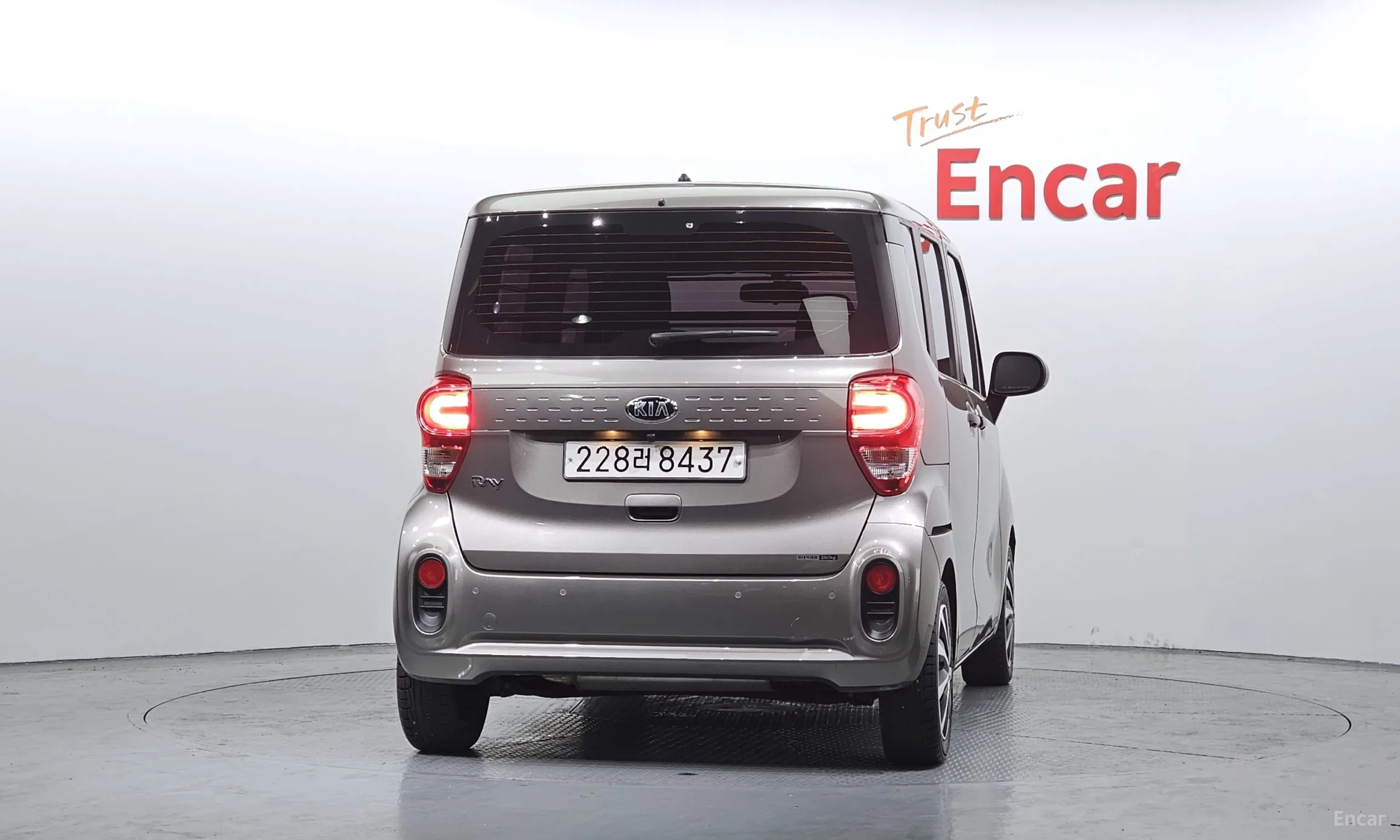 Kia Ray превью 3