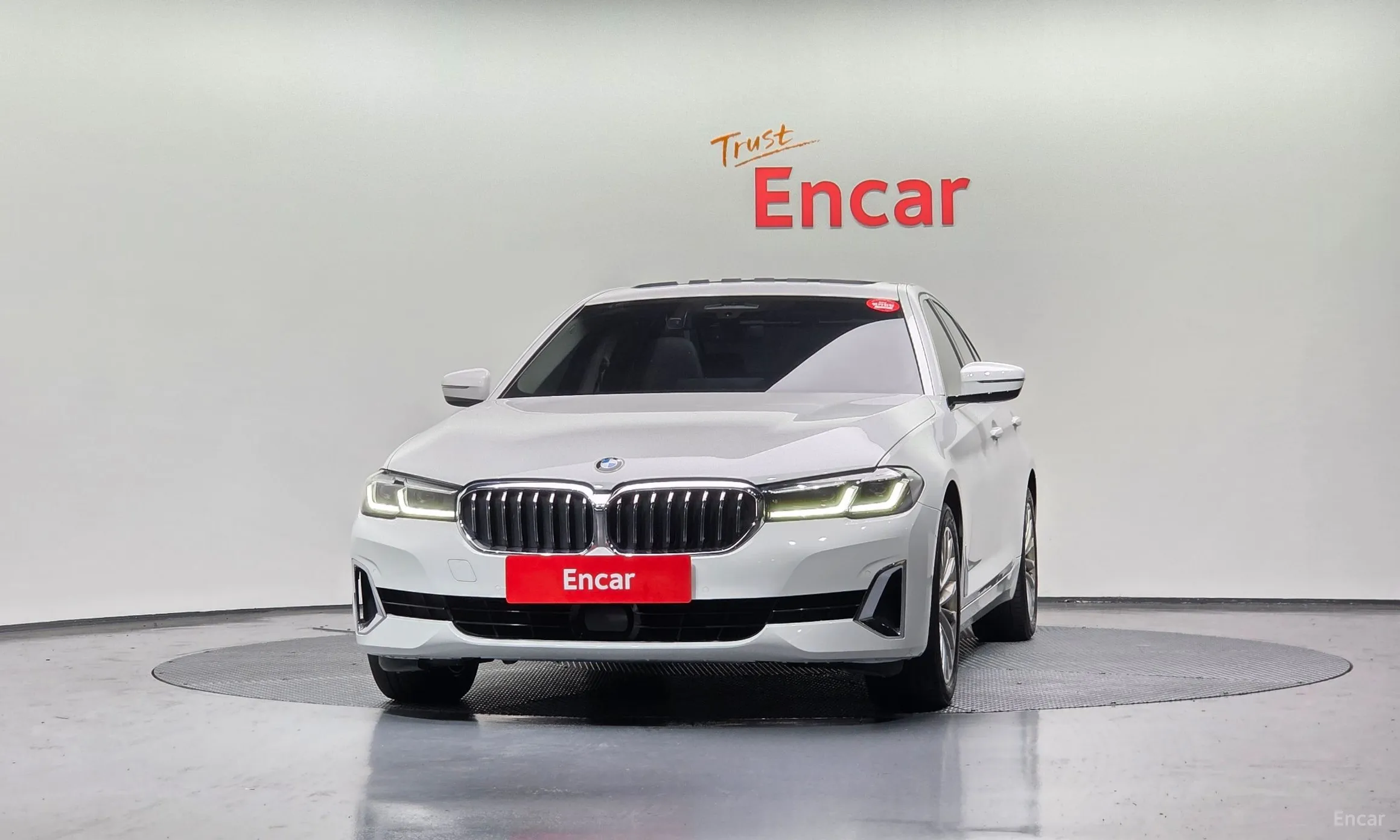 BMW 5 Series (G30)