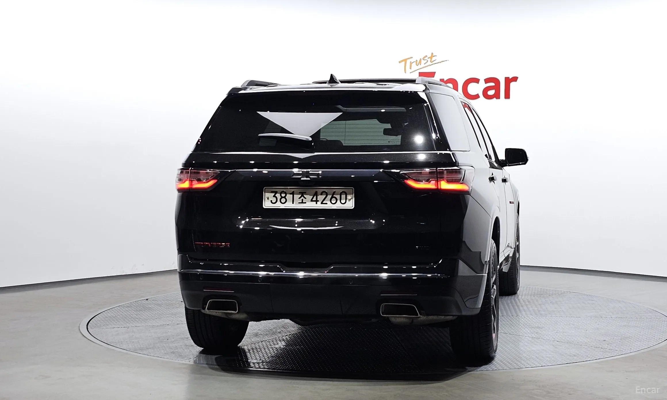 Chevrolet (GM Daewoo) Traverse превью 3