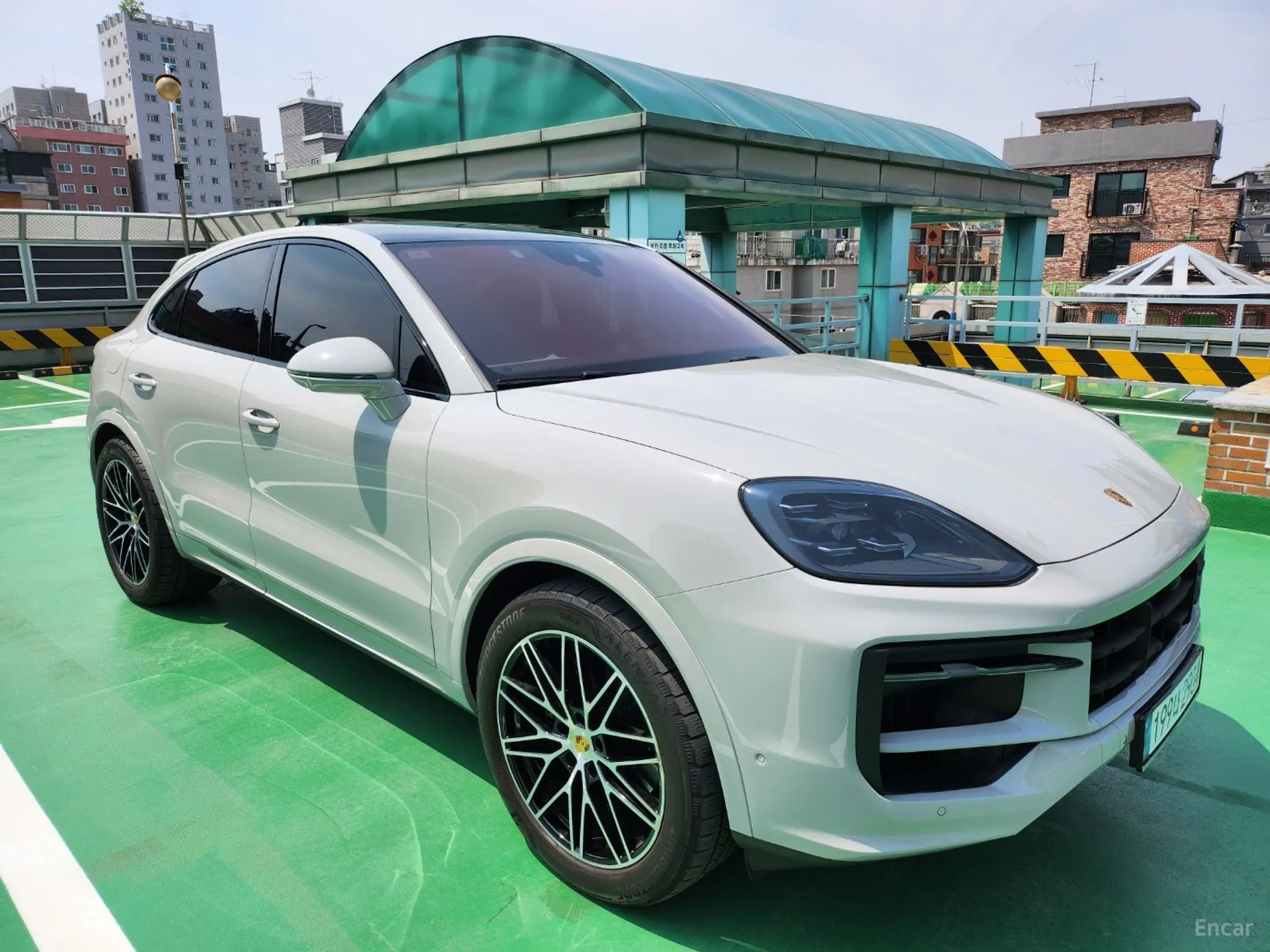 Porsche Cayenne (PO536) превью 2