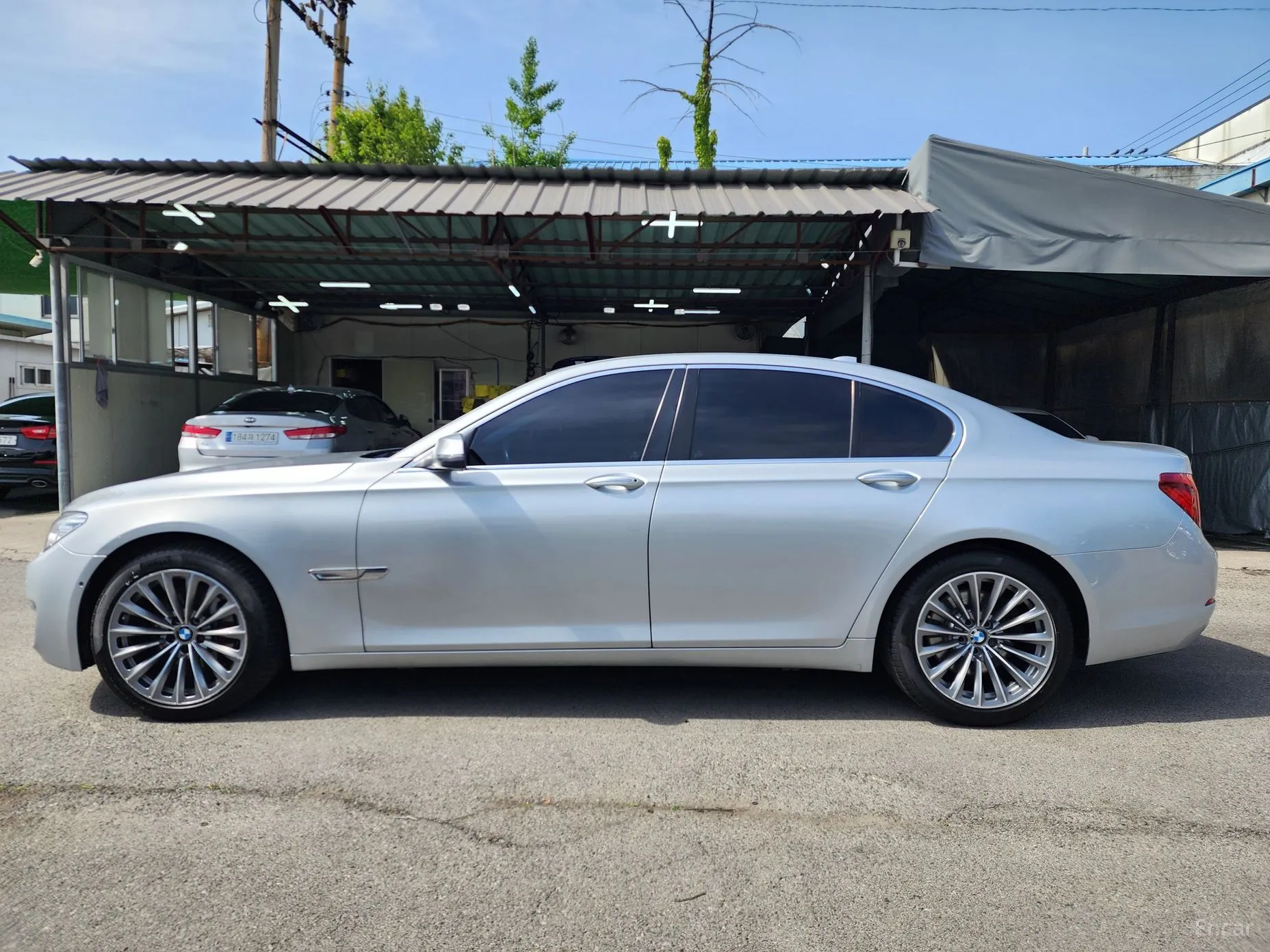 BMW 7 Series (F01) превью 3