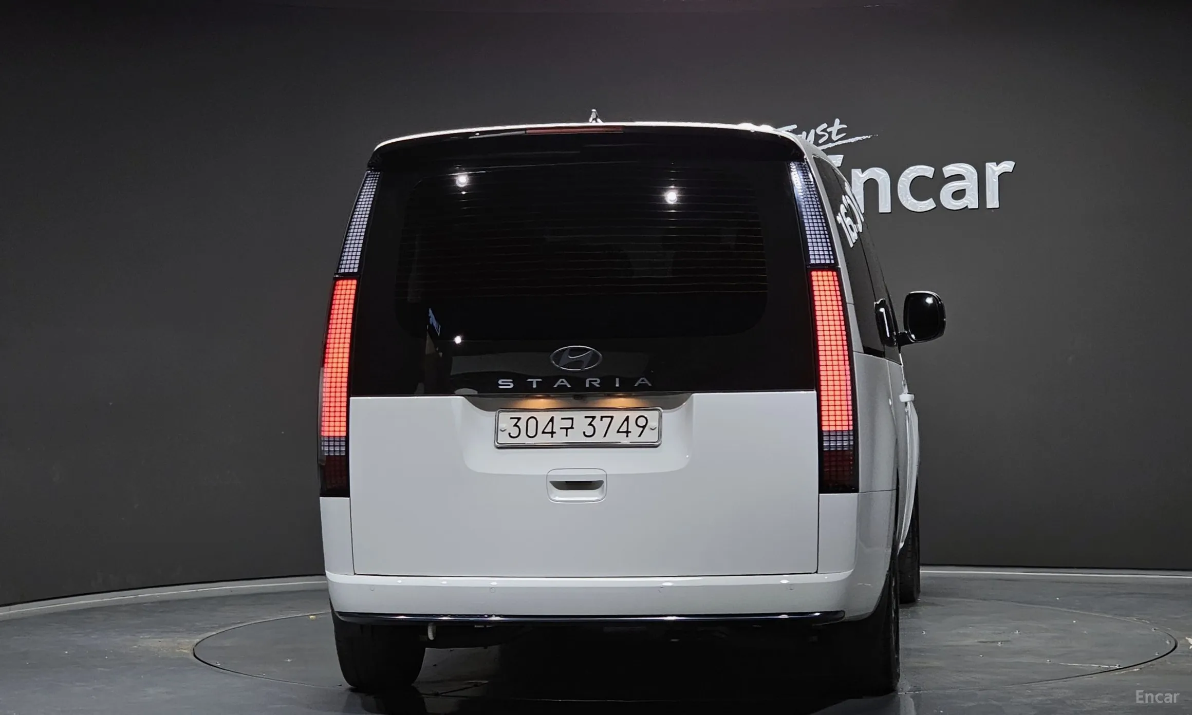 Hyundai Staria превью 3