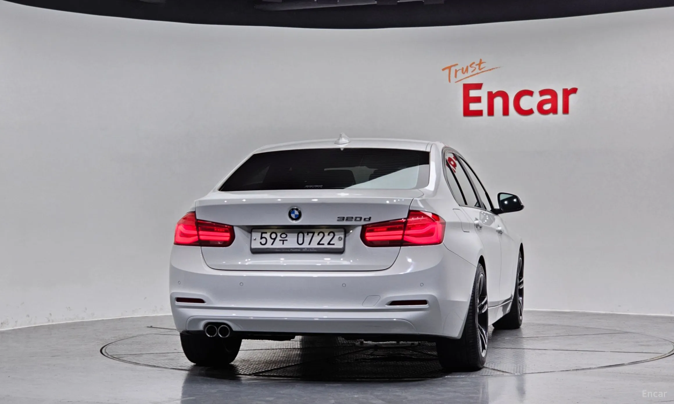 BMW 3 Series (F30) превью 3