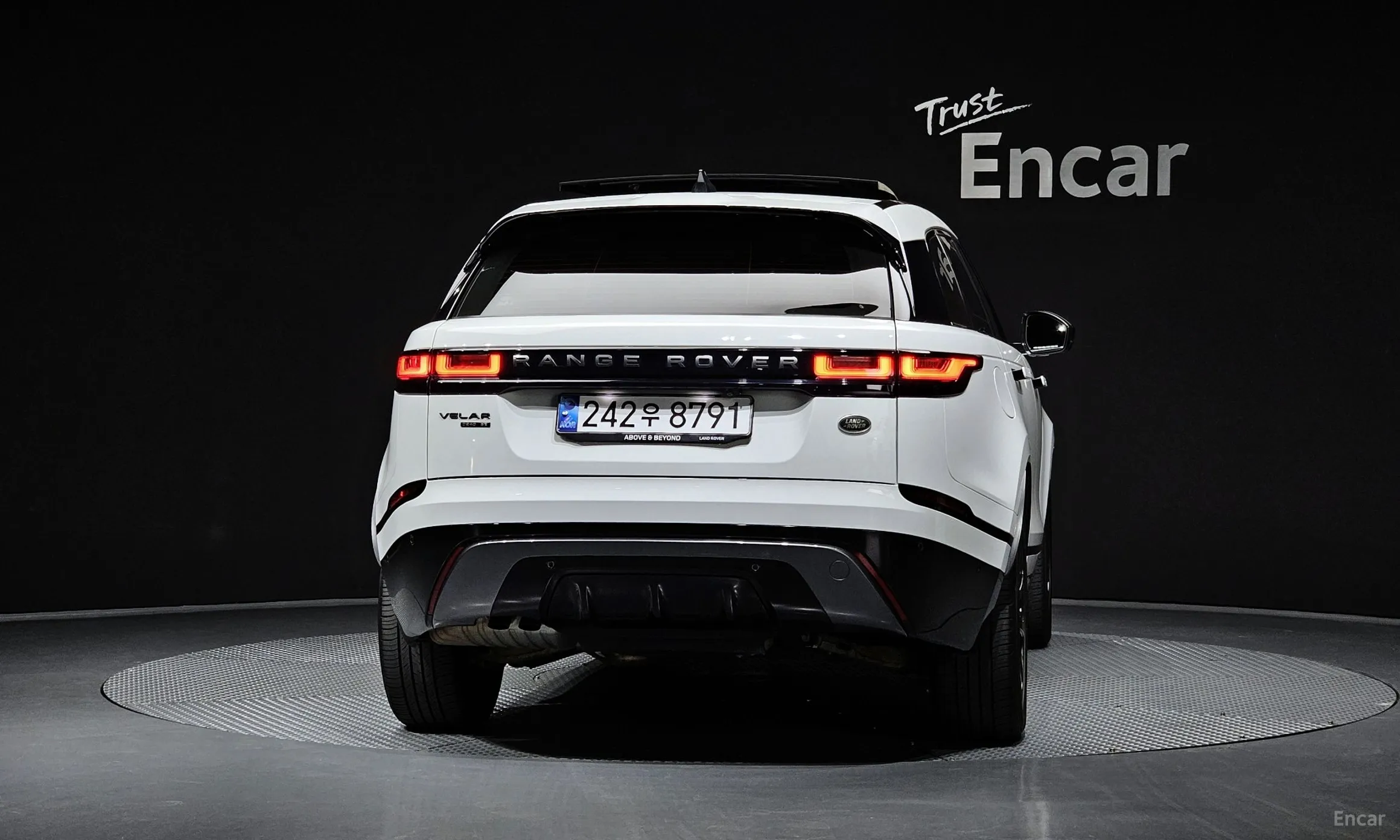 Land Rover Range Rover Bella превью 3
