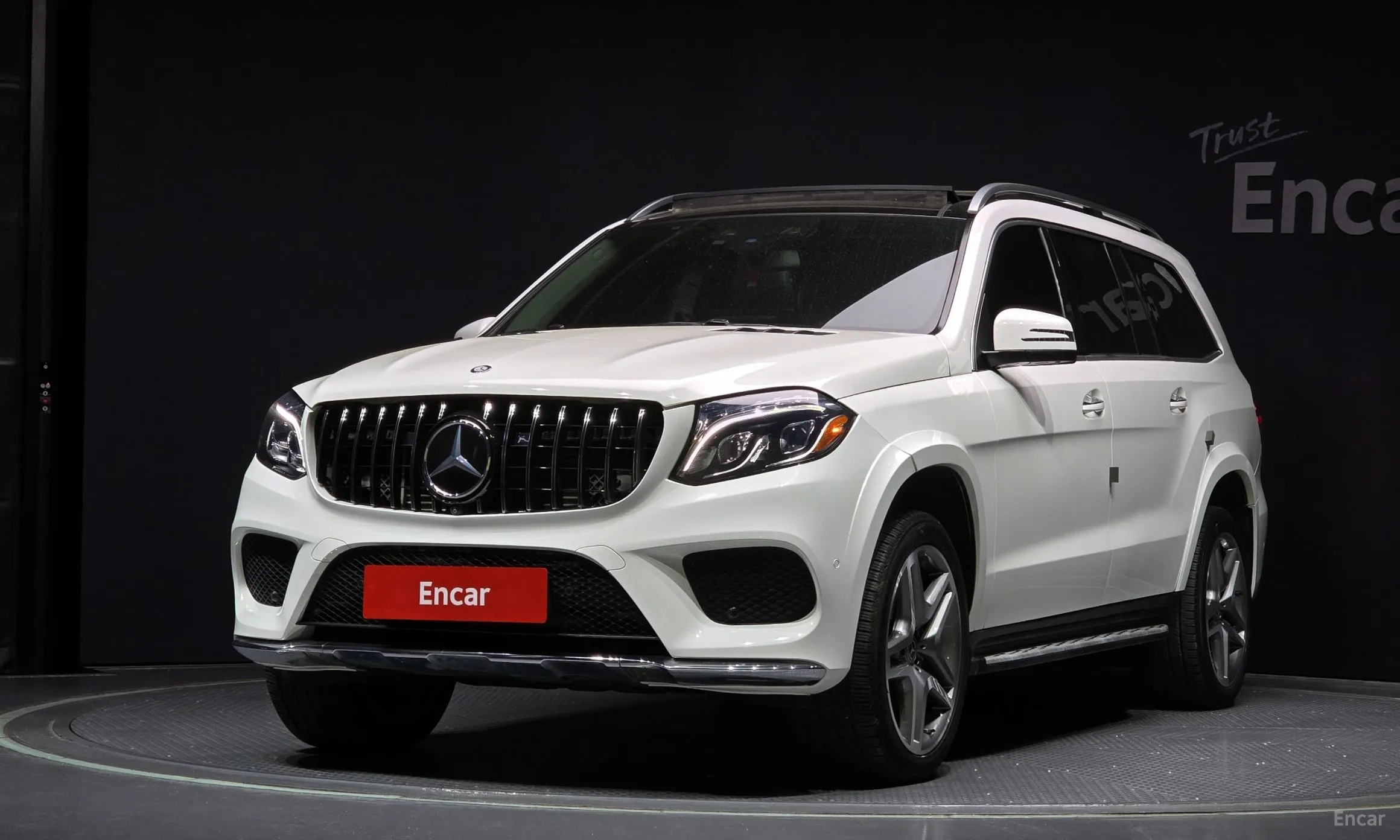 Mercedes Benz GLS-Class X166