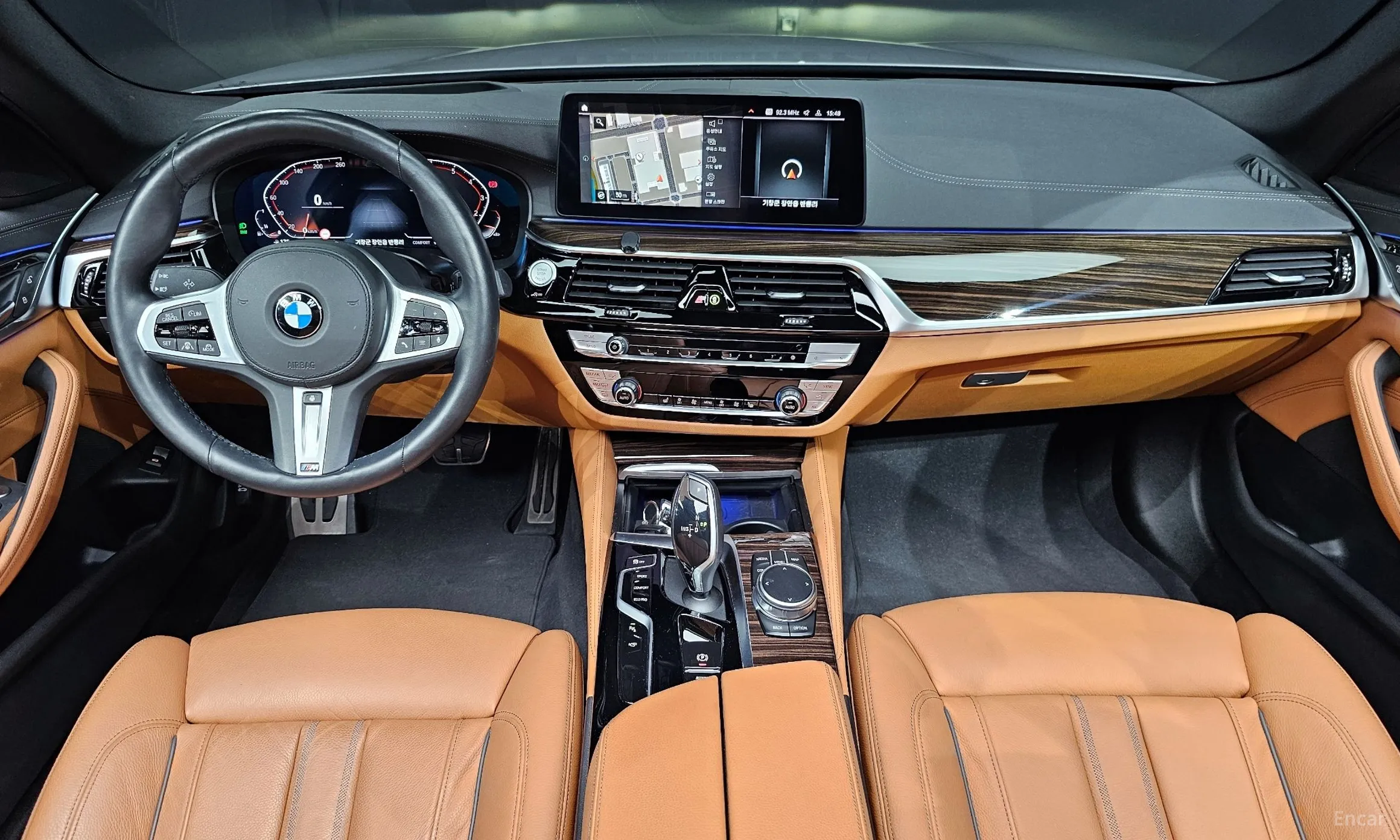 BMW 5 Series (G30) превью 4