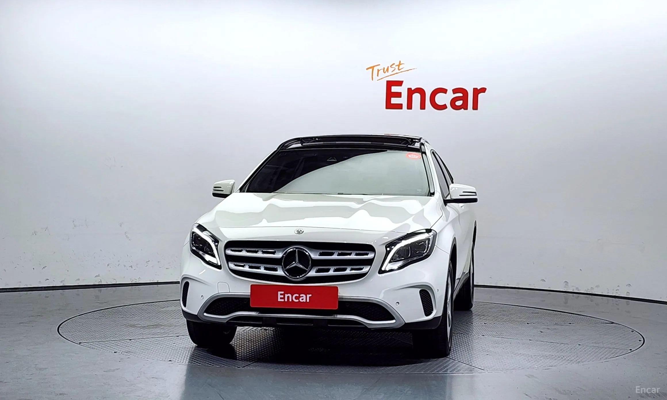 Mercedes Benz GLA-Class X156 превью 2