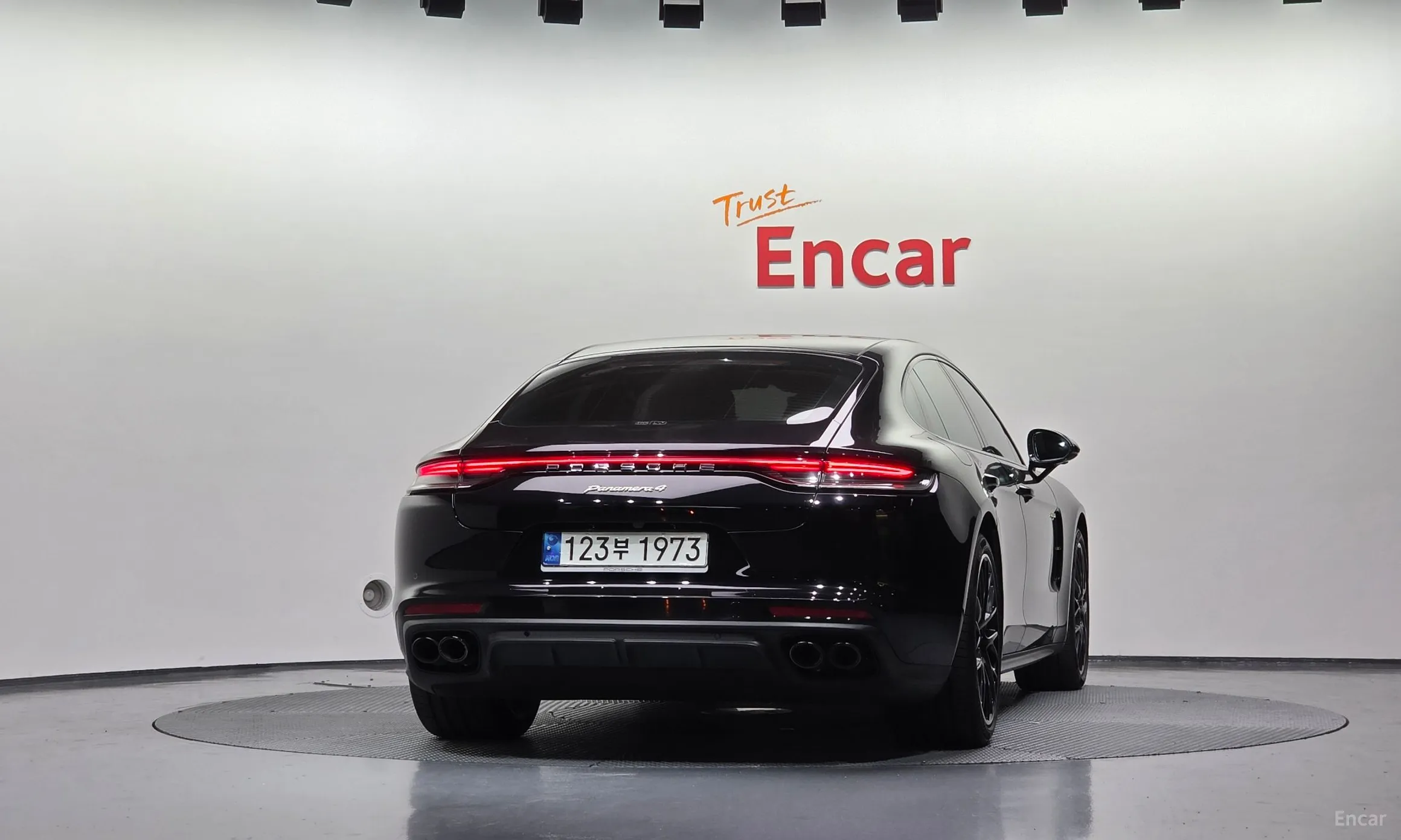 Porsche Panamera (971) превью 3
