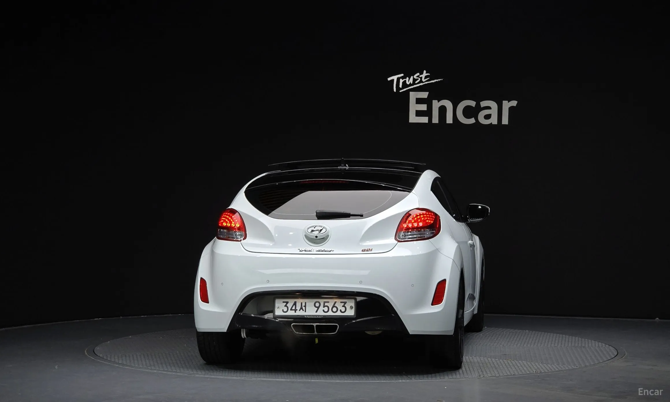 Hyundai Veloster превью 3