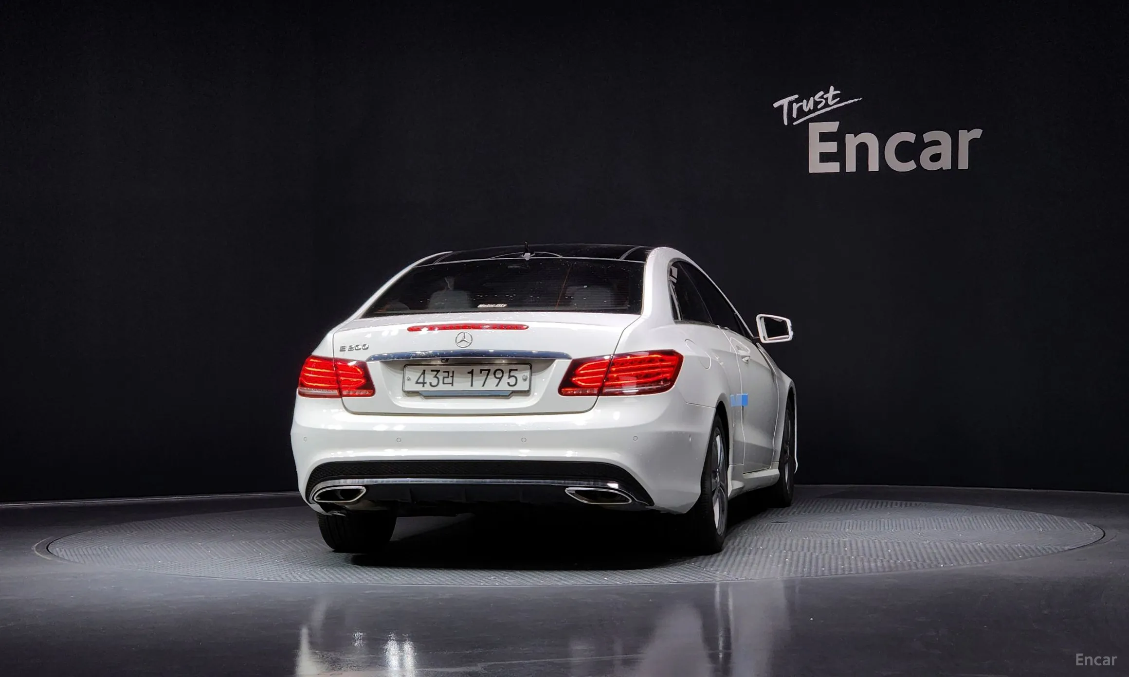 Mercedes Benz E-Class W212 превью 3