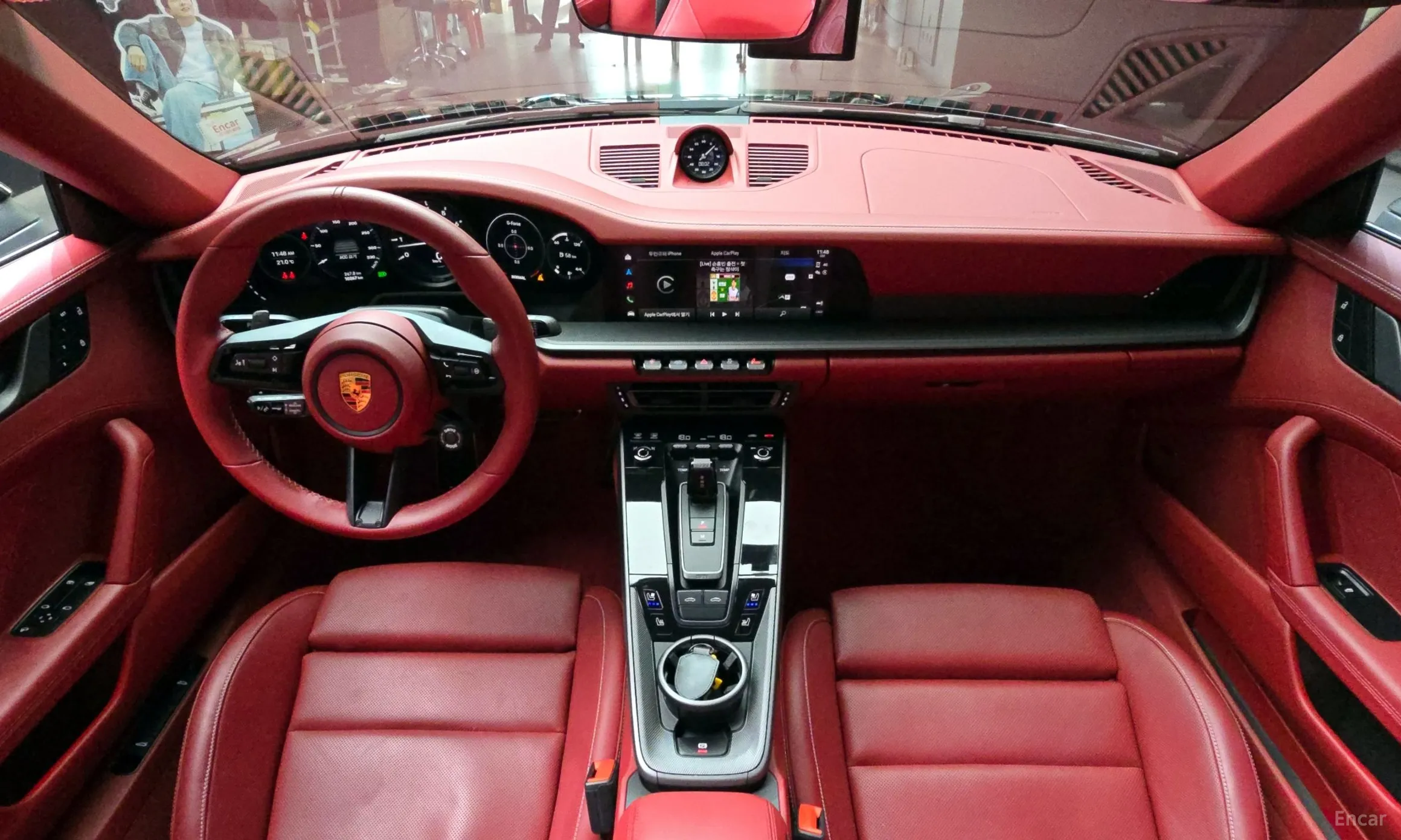 Porsche 911 (992) превью 4
