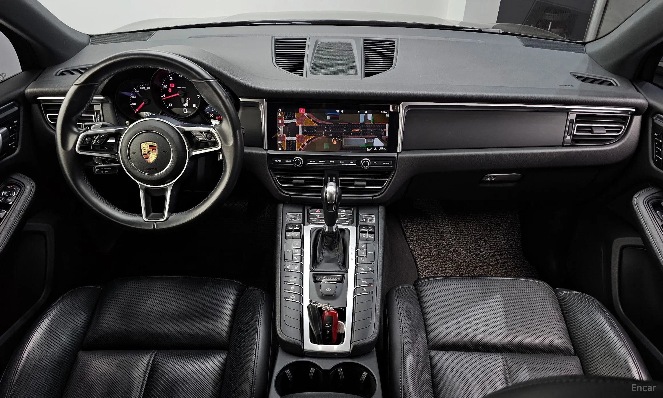 Porsche Macan превью 4