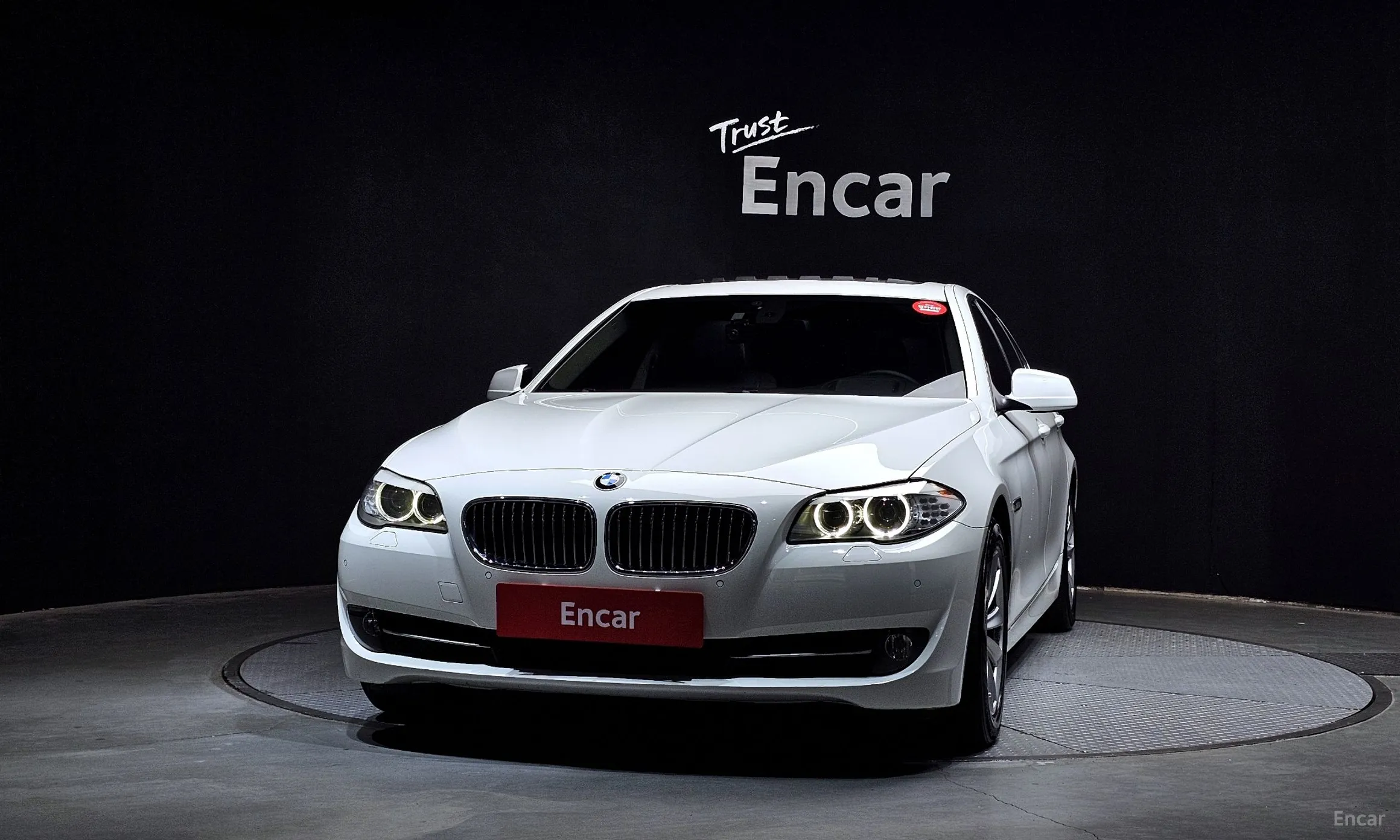 BMW 5 Series (F10) превью 2