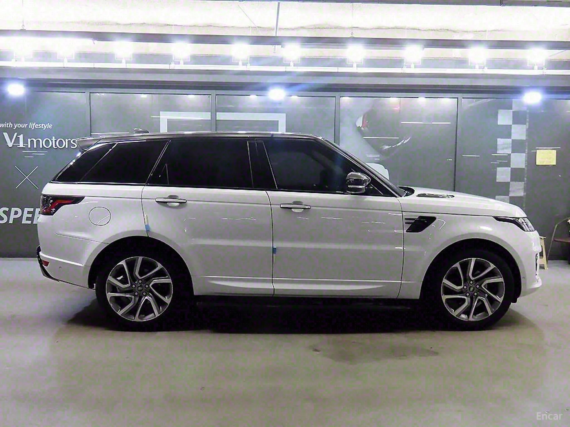 Land Rover Range Rover Sport 2nd Generation превью 2