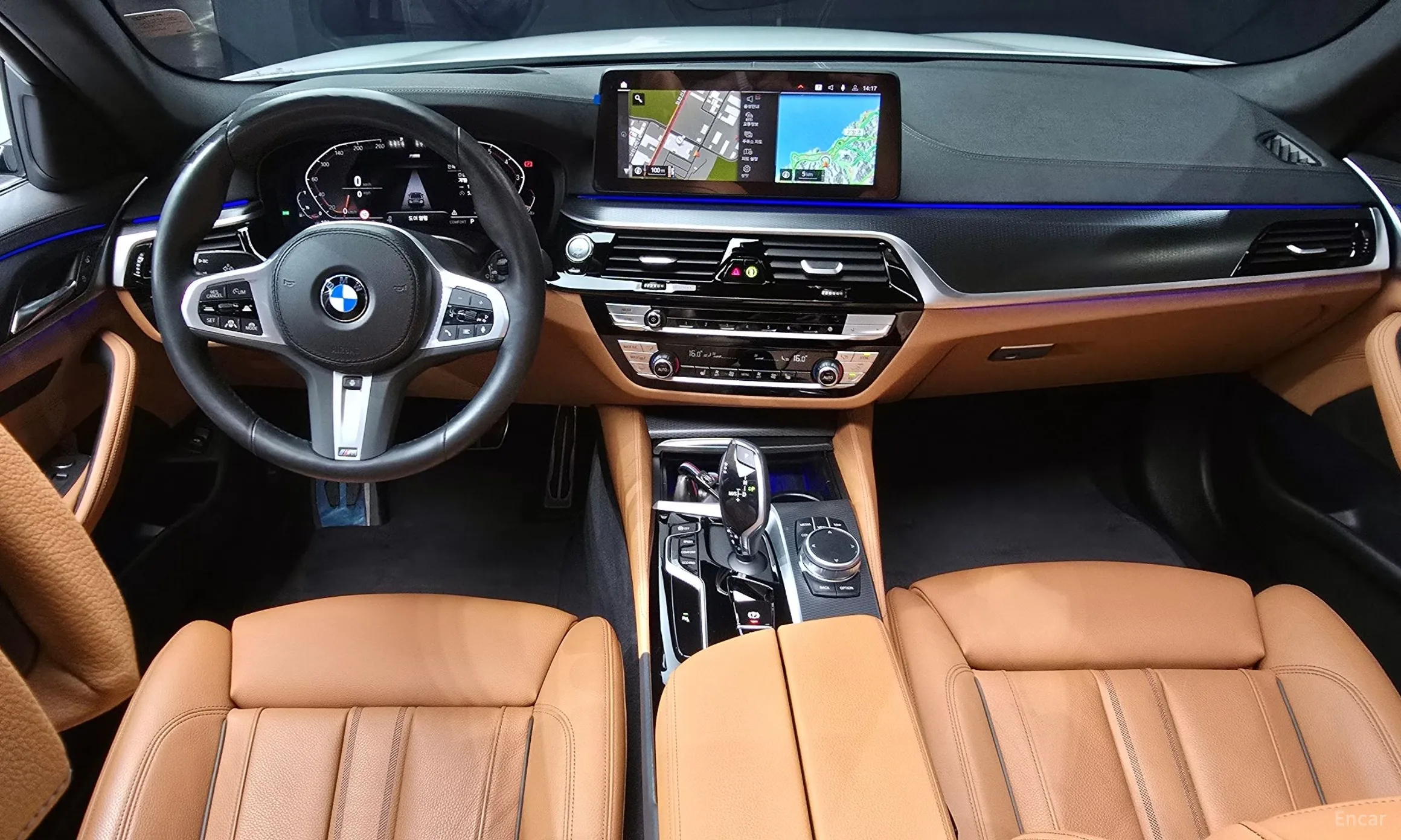BMW 5 Series (G30) превью 4