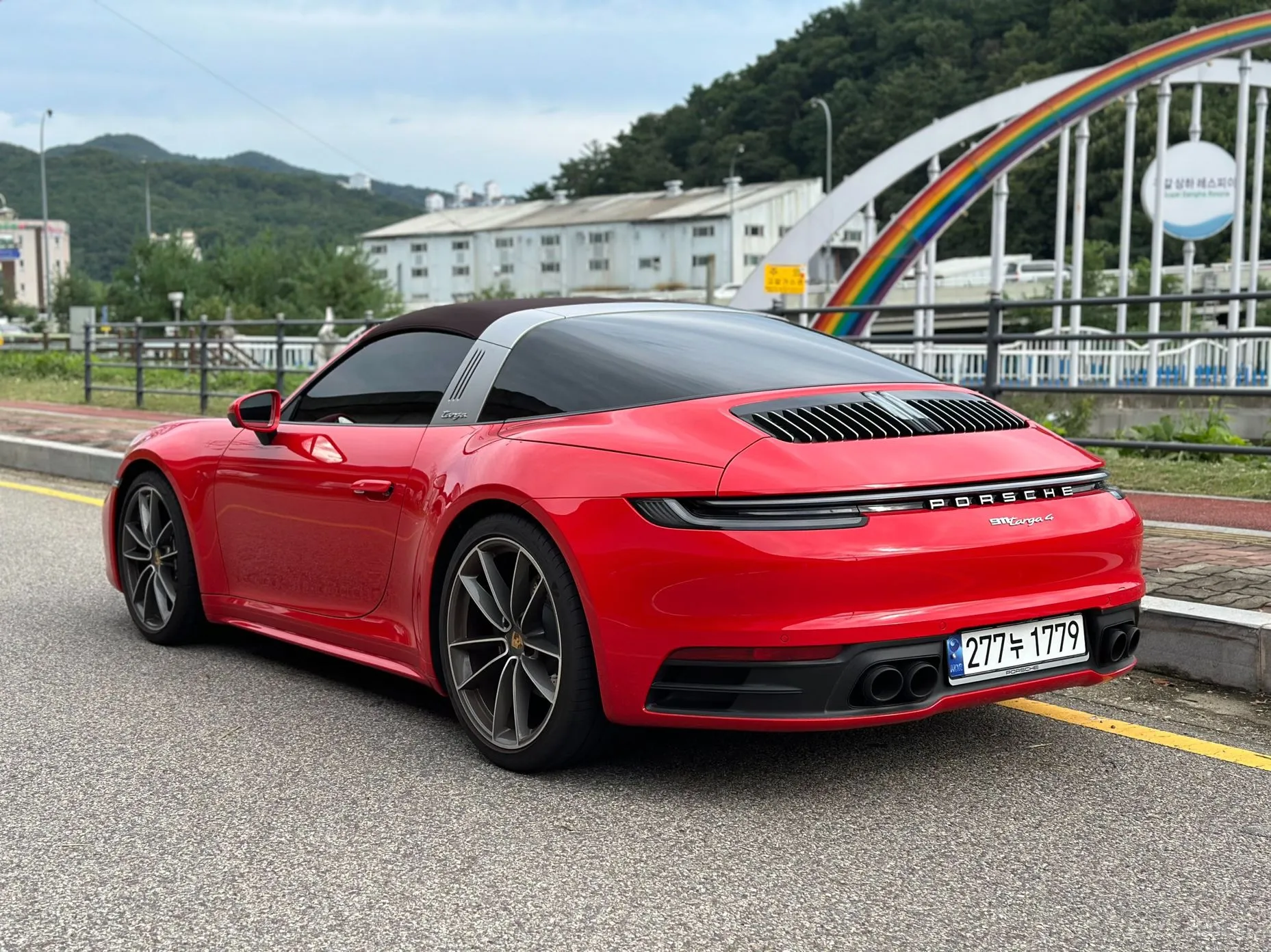 Porsche 911 (992) превью 2