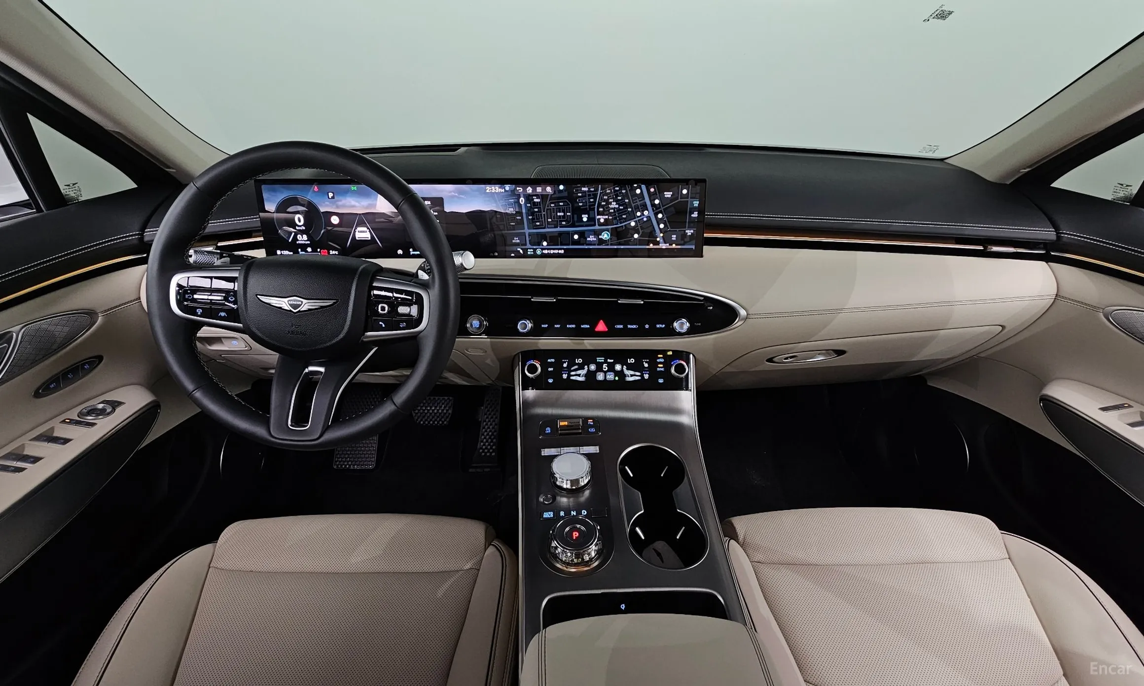 Genesis GV70 превью 4