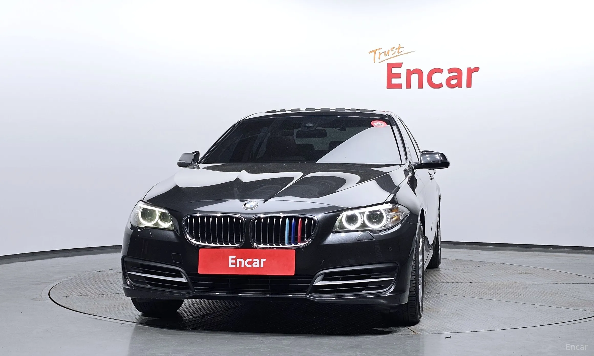 BMW 5 Series (F10) превью 2
